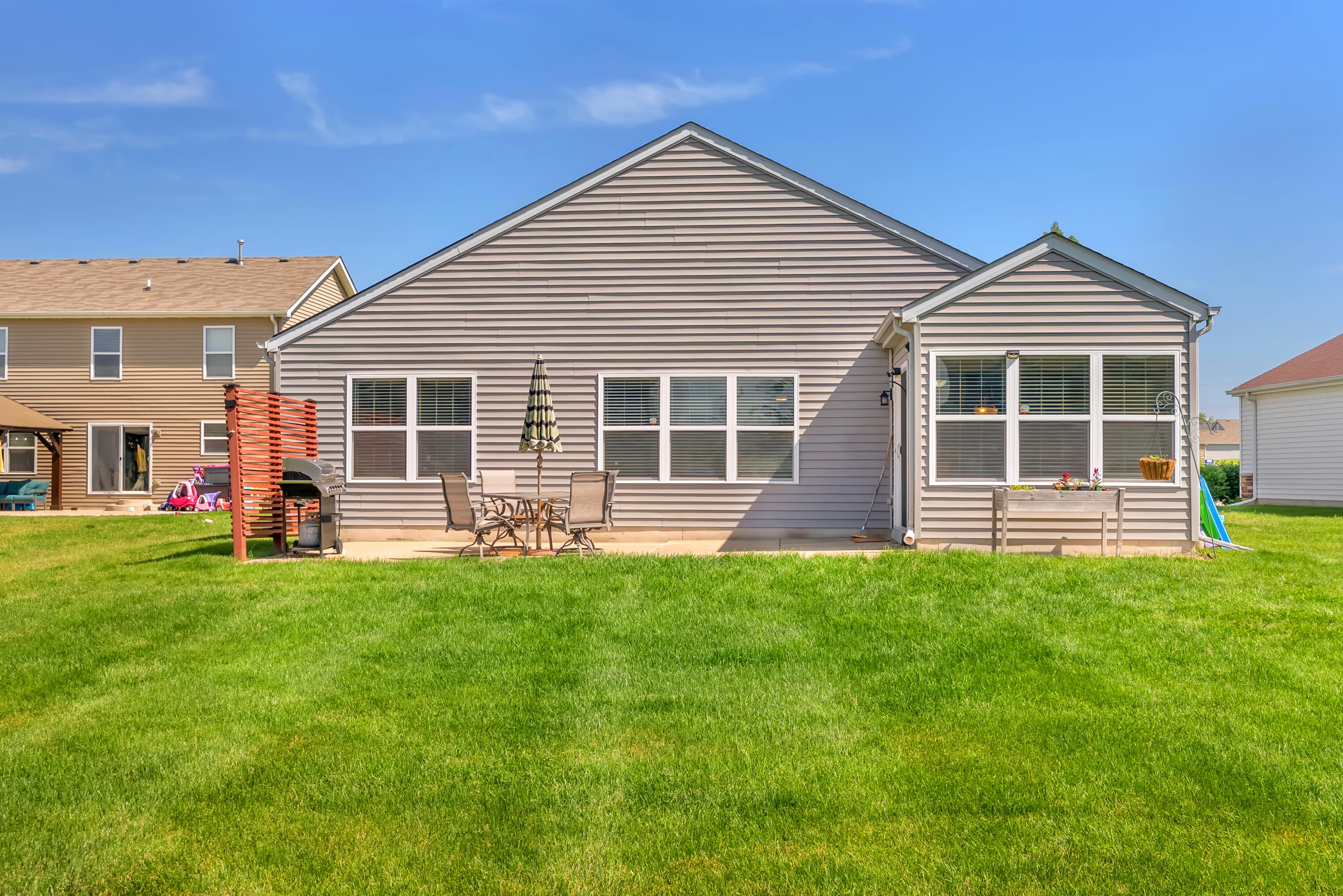 Homes for sale in Dyer, IN | 13603 W 105th Pl, Dyer, IN 46311 | MLS# 840792