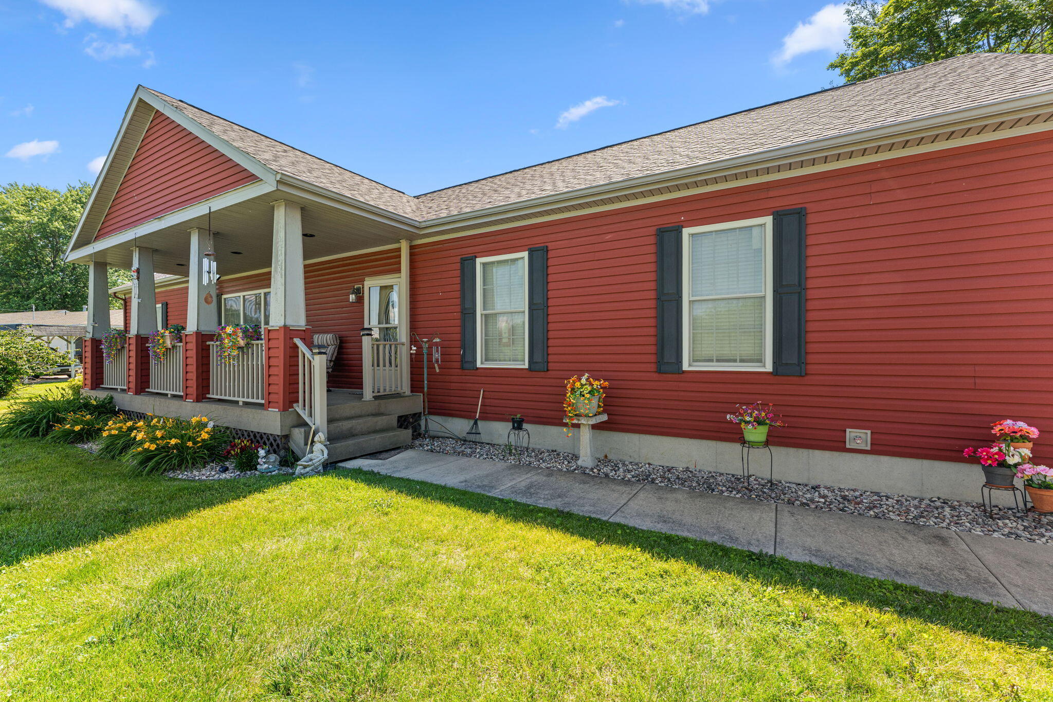 2nd image of 6 S Fish Lake St, Valparaiso, IN 46385 | MLS# 843578