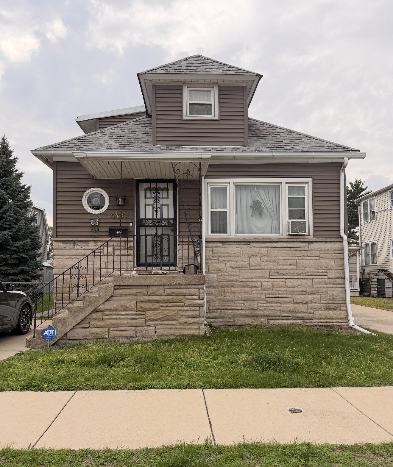 Homes for sale in Hammond, IN | 4410 Torrence Ave, Hammond, IN 46327 | MLS# 841319