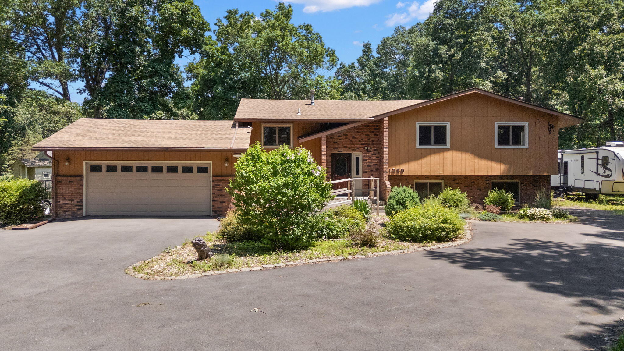 2nd image of 1089 N 200 W, Chesterton, IN 46304 | MLS# 841929