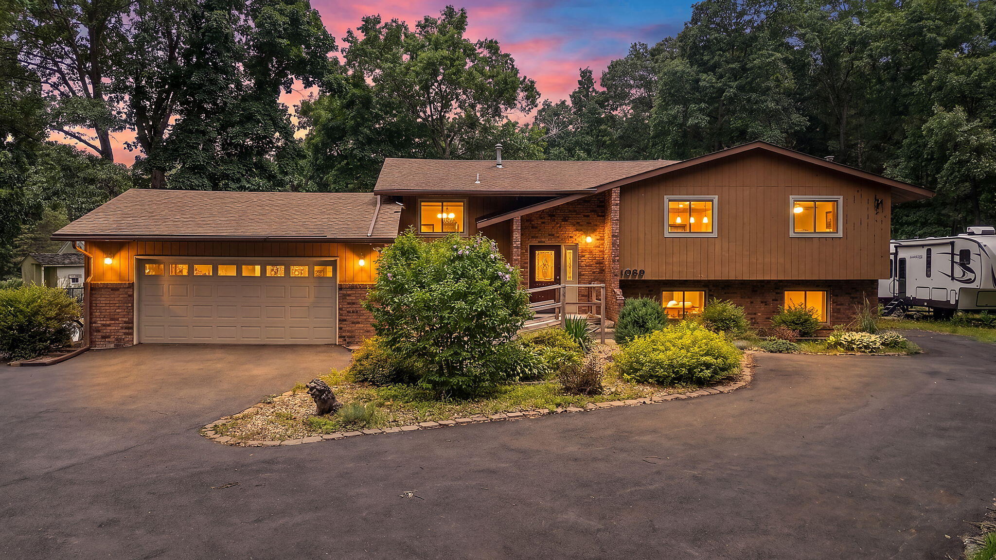 1st image of 1089 N 200 W, Chesterton, IN 46304 | MLS# 841929