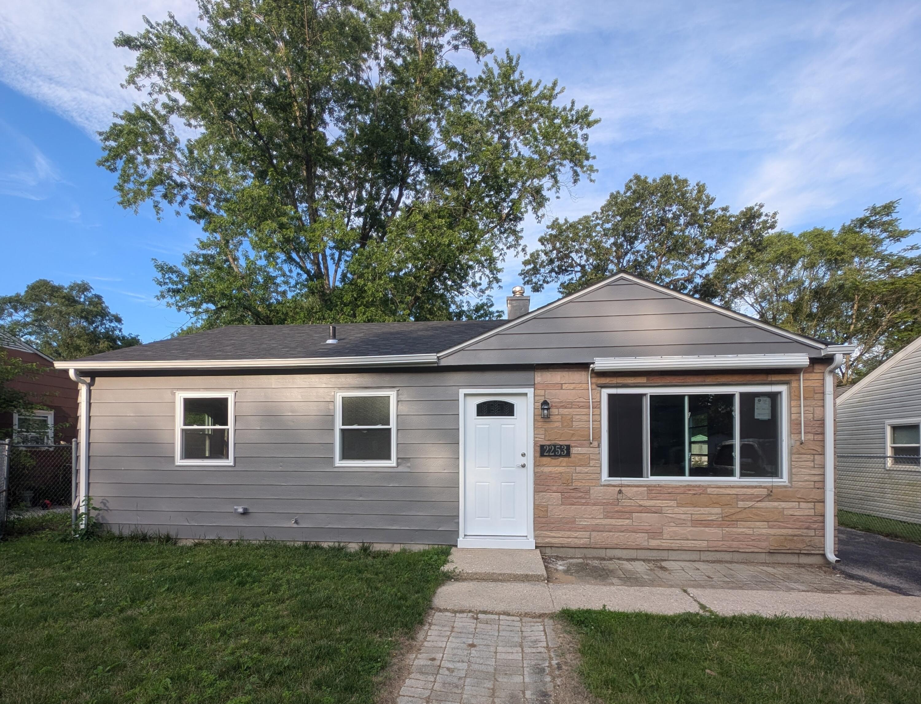 Homes for sale in Lake Station, IN | 2253 Wayne St, Lake Station, IN 46405 | MLS# 842020