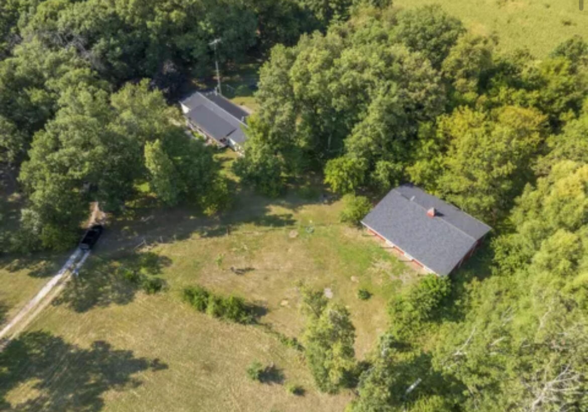 Homes for sale in Wolcott, IN | 688 County Road 1100 S, Wolcott, IN 47995 | MLS# 842064