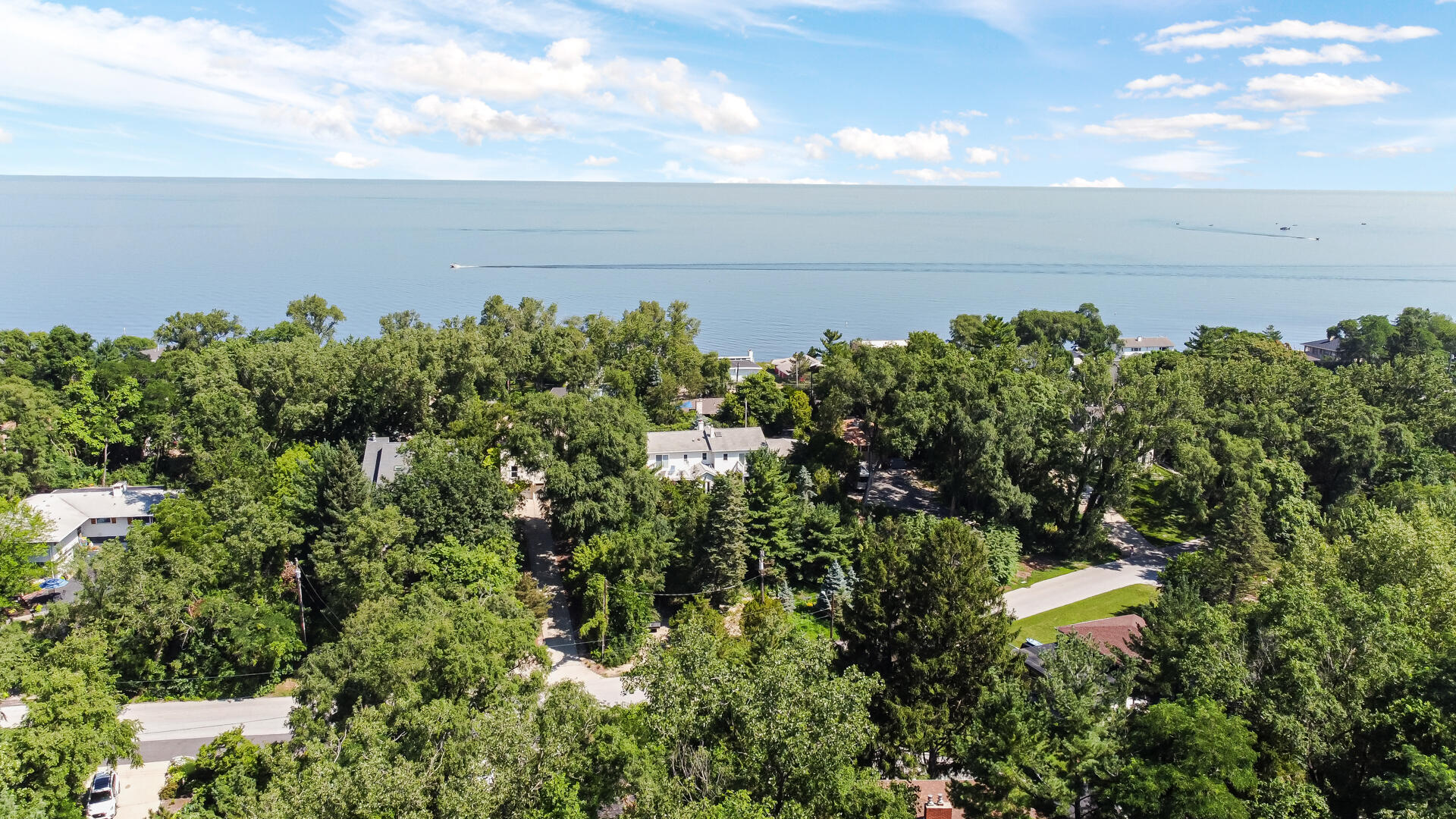 Homes for sale in Ogden Dunes, IN | 20 Skyline Dr, Ogden Dunes, IN 46368 | MLS# 842057