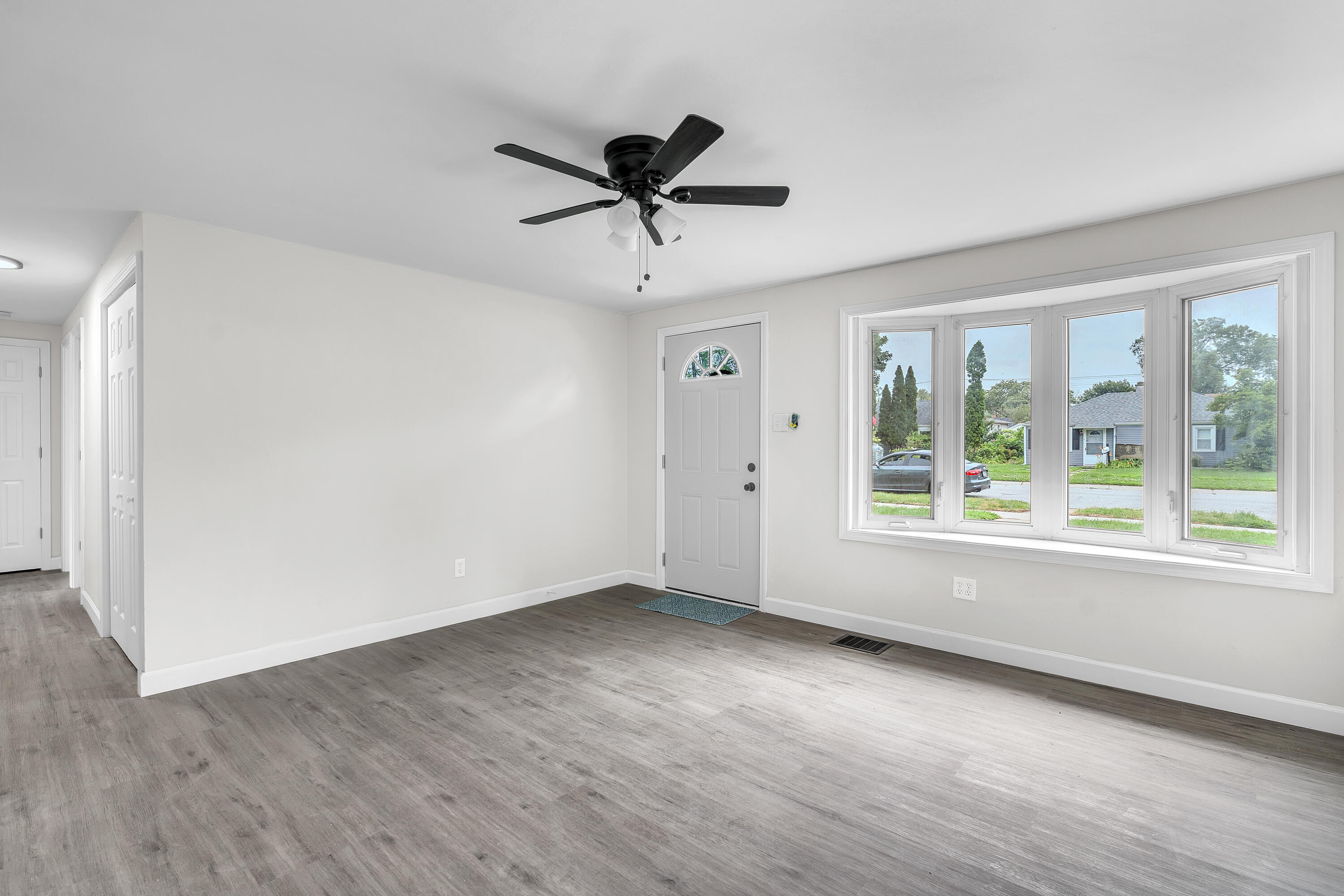 Homes for sale in Griffith, IN | 438 N Lindberg St, Griffith, IN 46319 | MLS# 842169