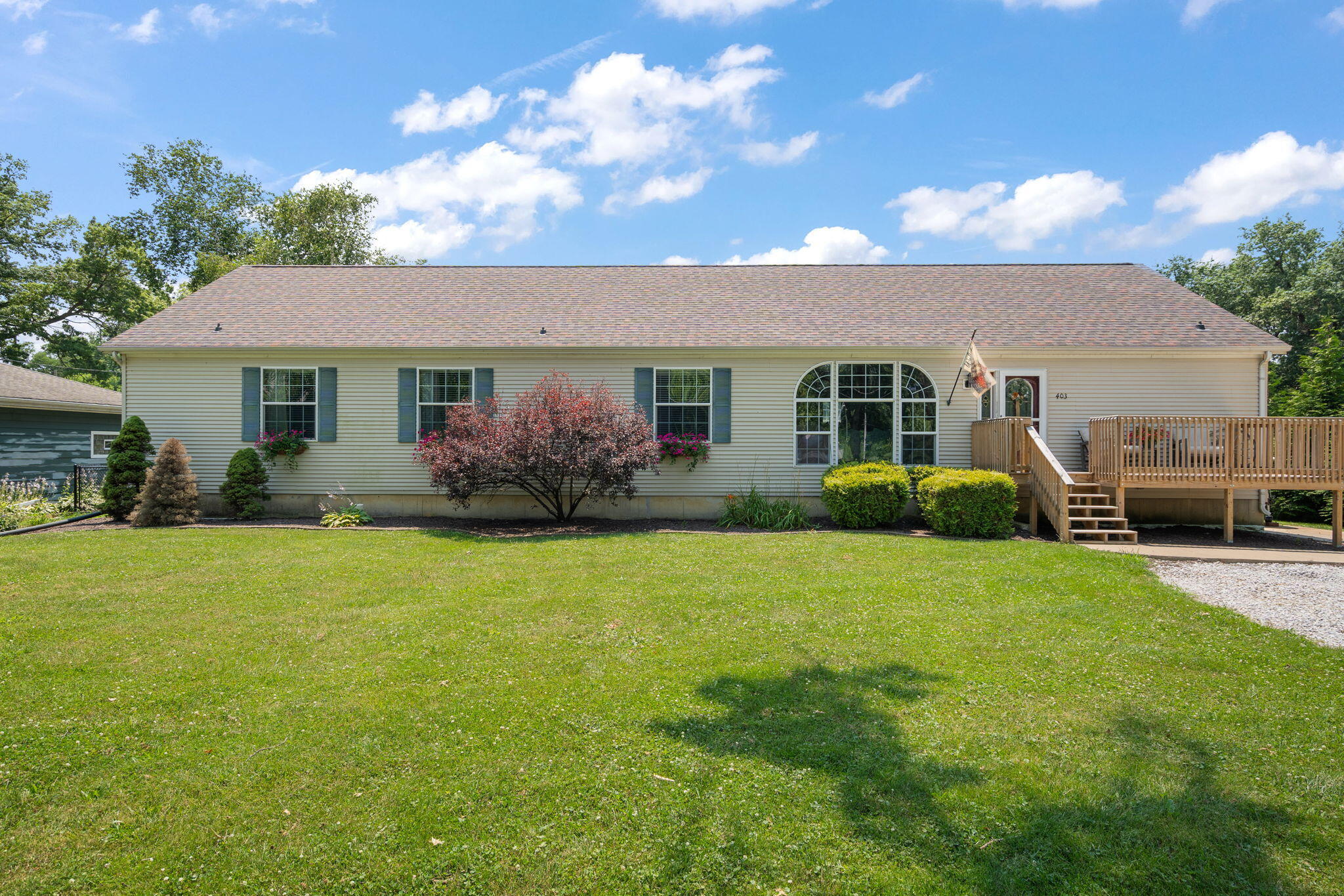 1st image of 403 W 10th St, Hobart, IN 46342 | MLS# 842380