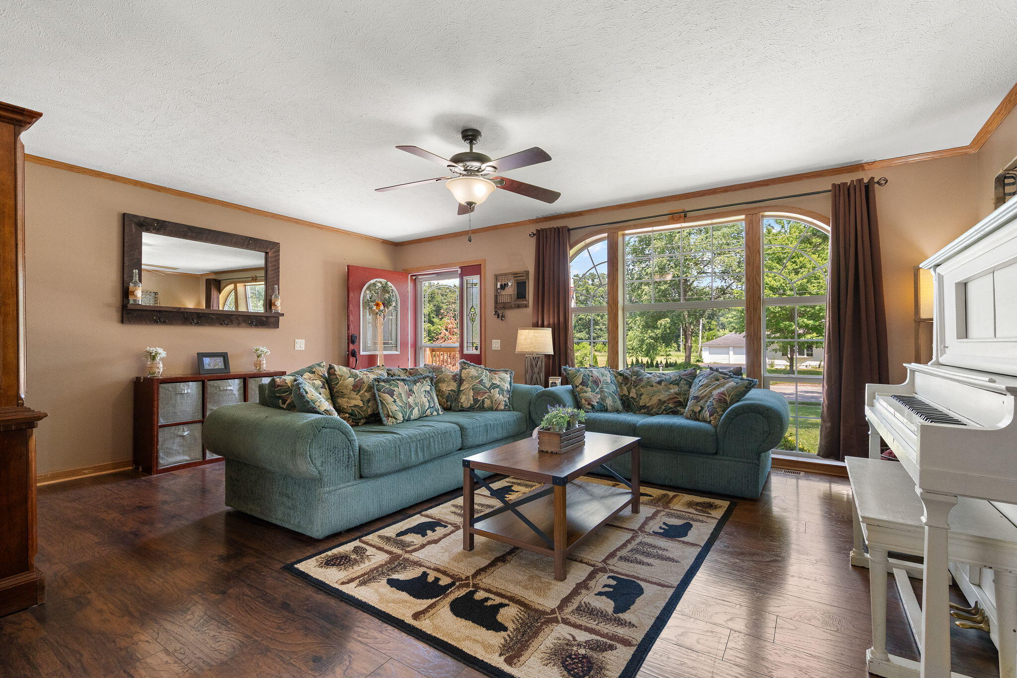 5th image of 403 W 10th St, Hobart, IN 46342 | MLS# 842380