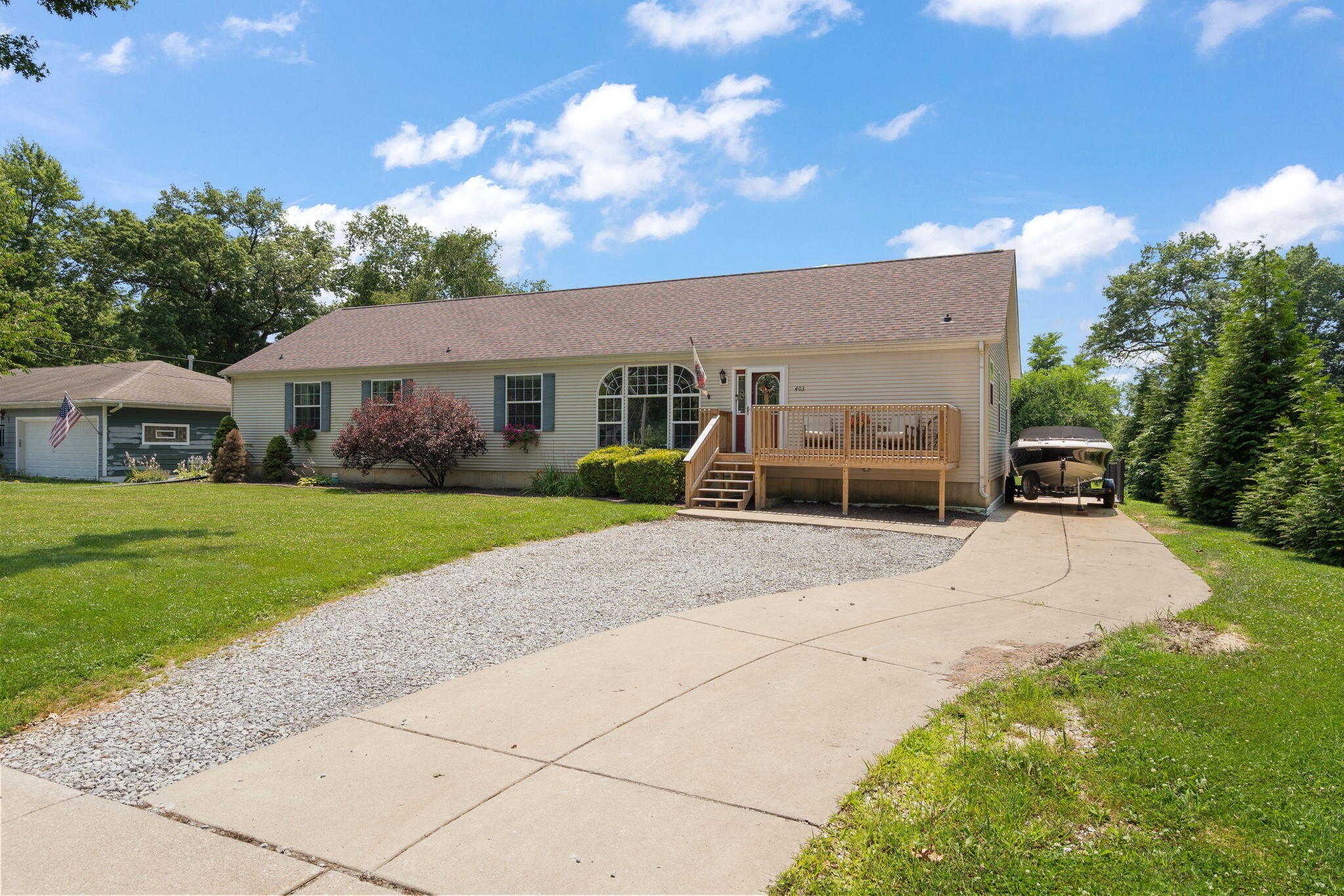 3rd image of 403 W 10th St, Hobart, IN 46342 | MLS# 842380