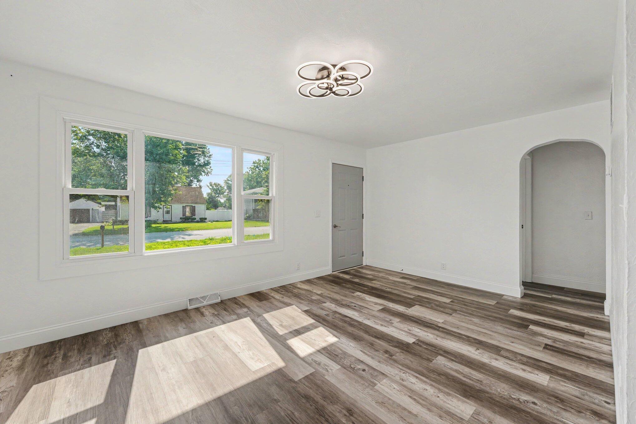3rd image of 9522 Erie St, Highland, IN 46322 | MLS# 842376
