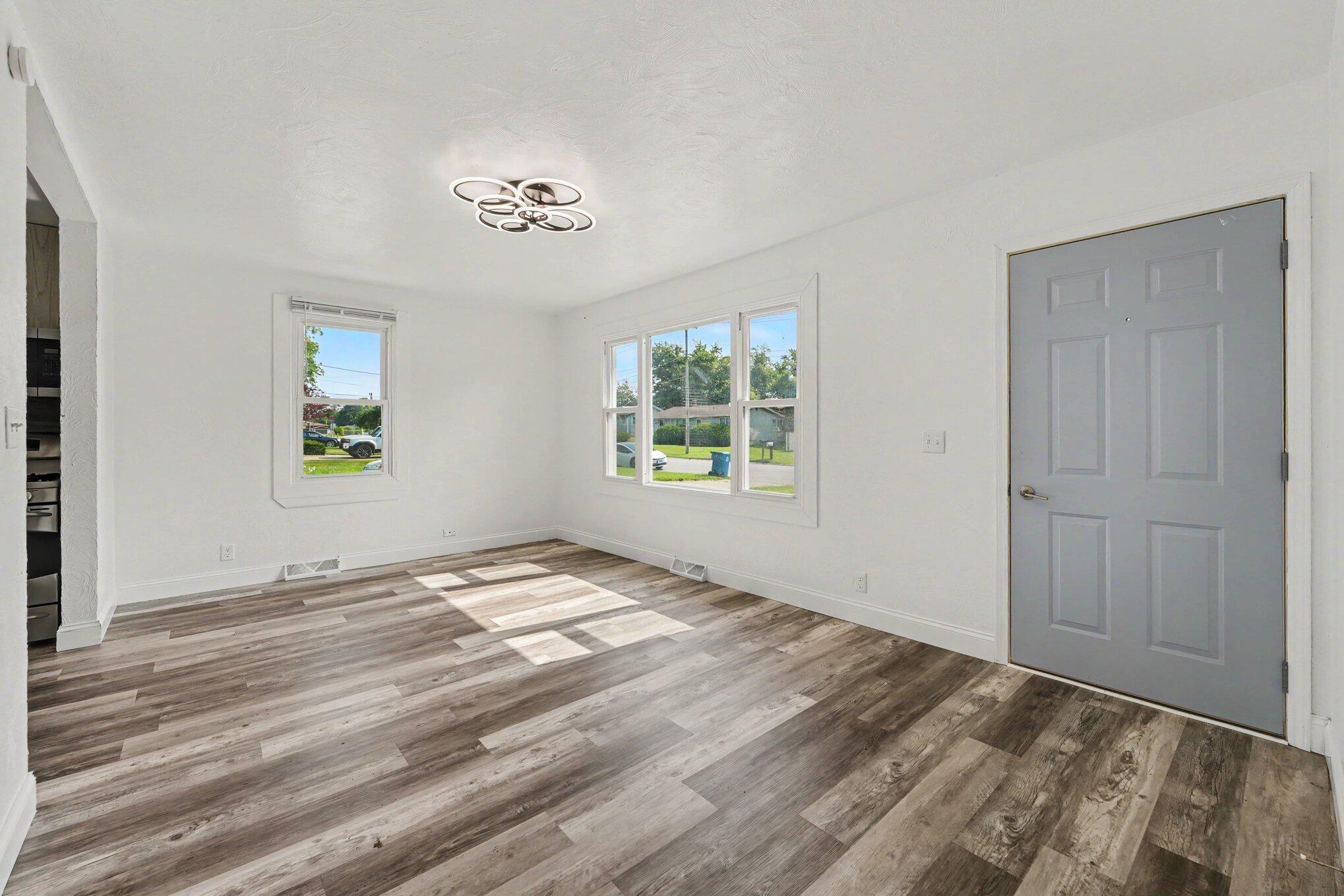 4th image of 9522 Erie St, Highland, IN 46322 | MLS# 842376