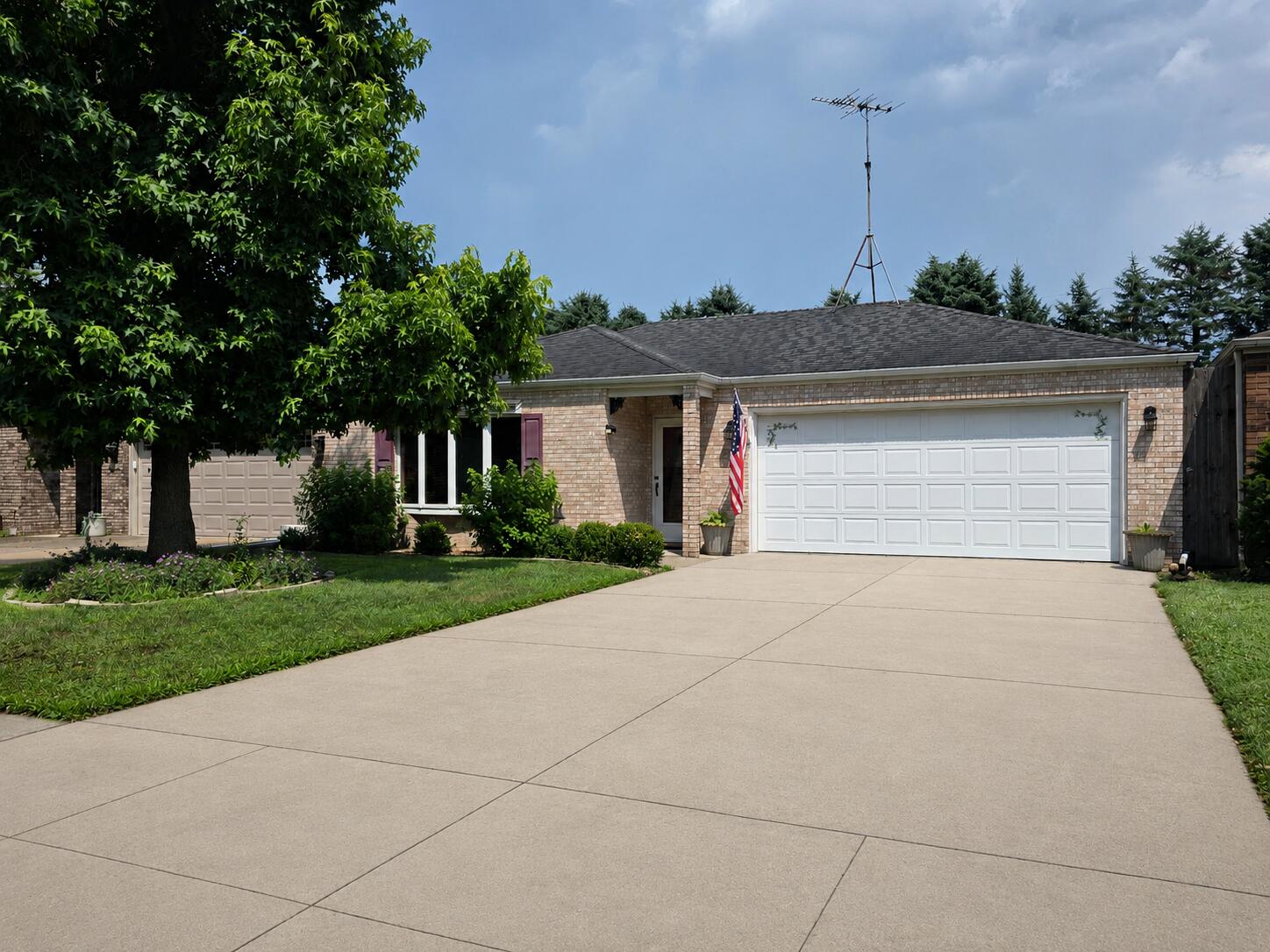 1st image of 1629 Almond St Sw, De Motte, IN 46310 | MLS# 842403