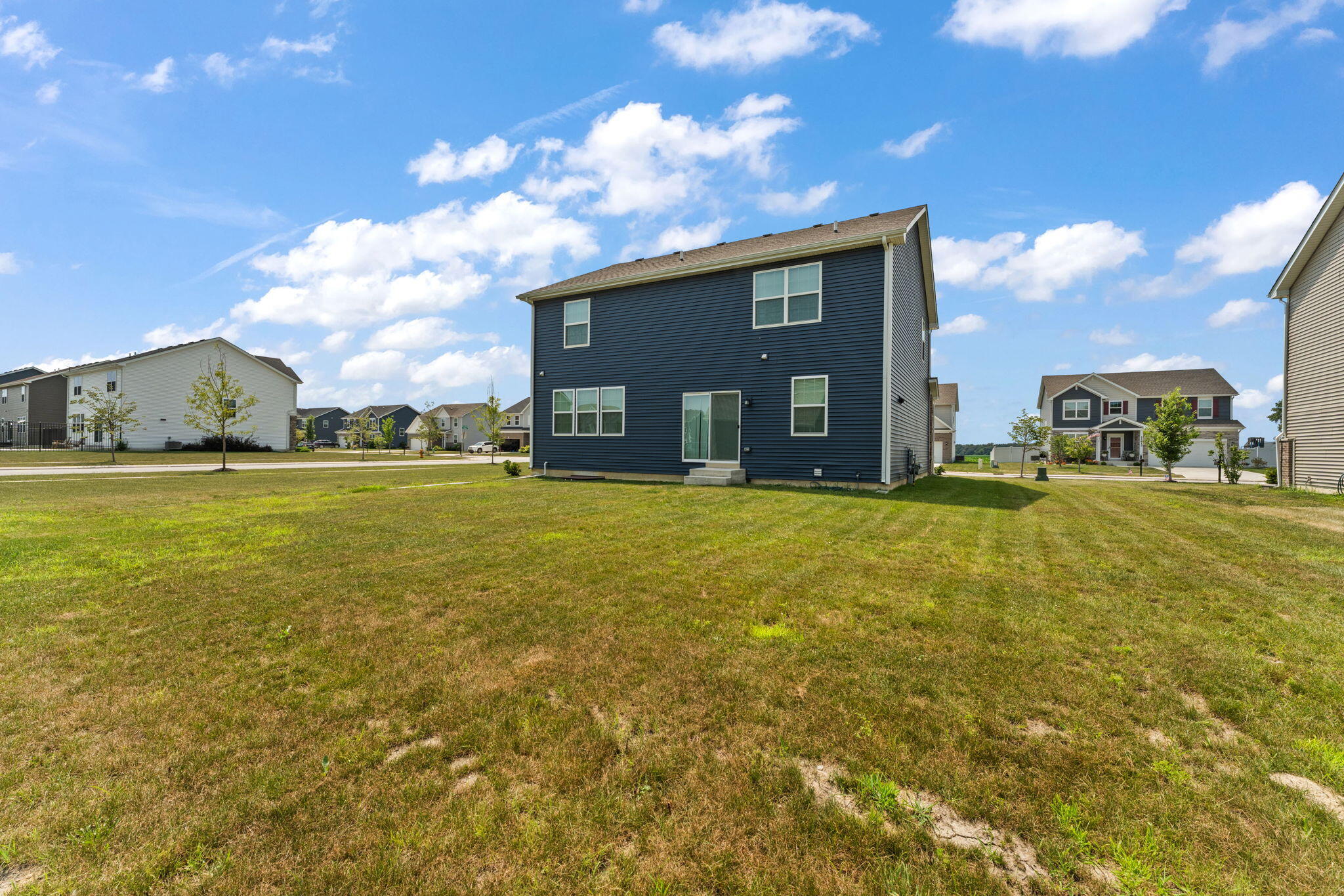 Homes for sale in Winfield, IN | 11423 Thomas St, Winfield, IN 46307 | MLS# 842411