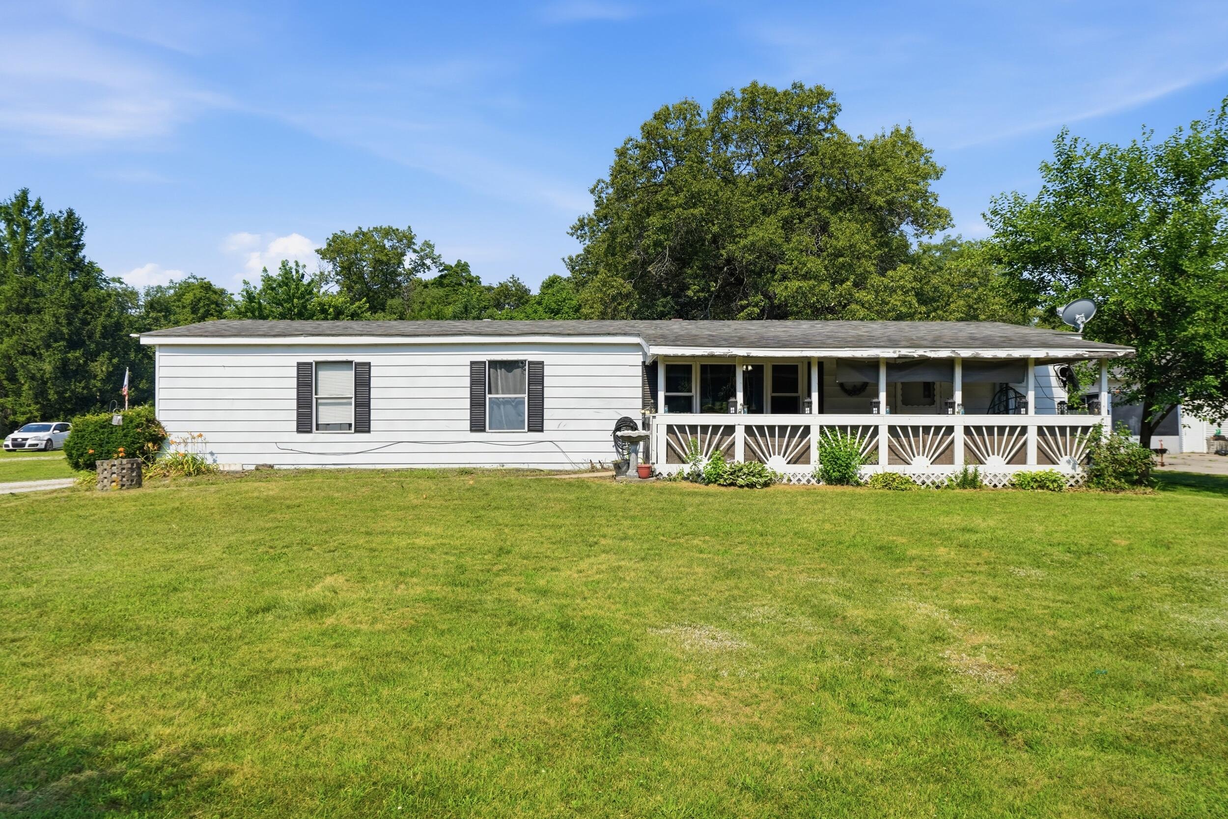 1st image of 9390 N 1000 W, De Motte, IN 46310 | MLS# 842353