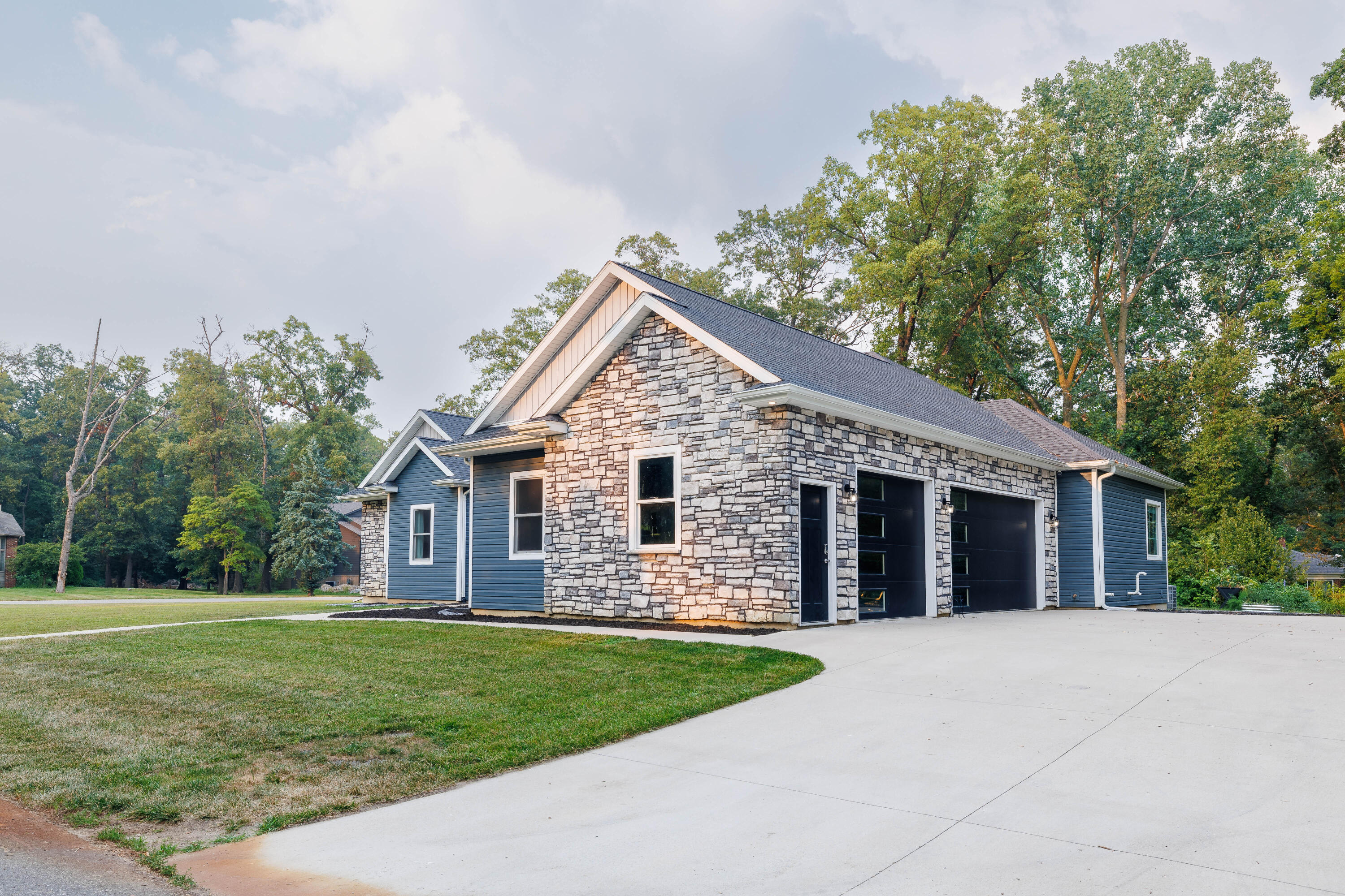 1st image of 5811 W Fairway Dr, Rensselaer, IN 47978 | MLS# 842660