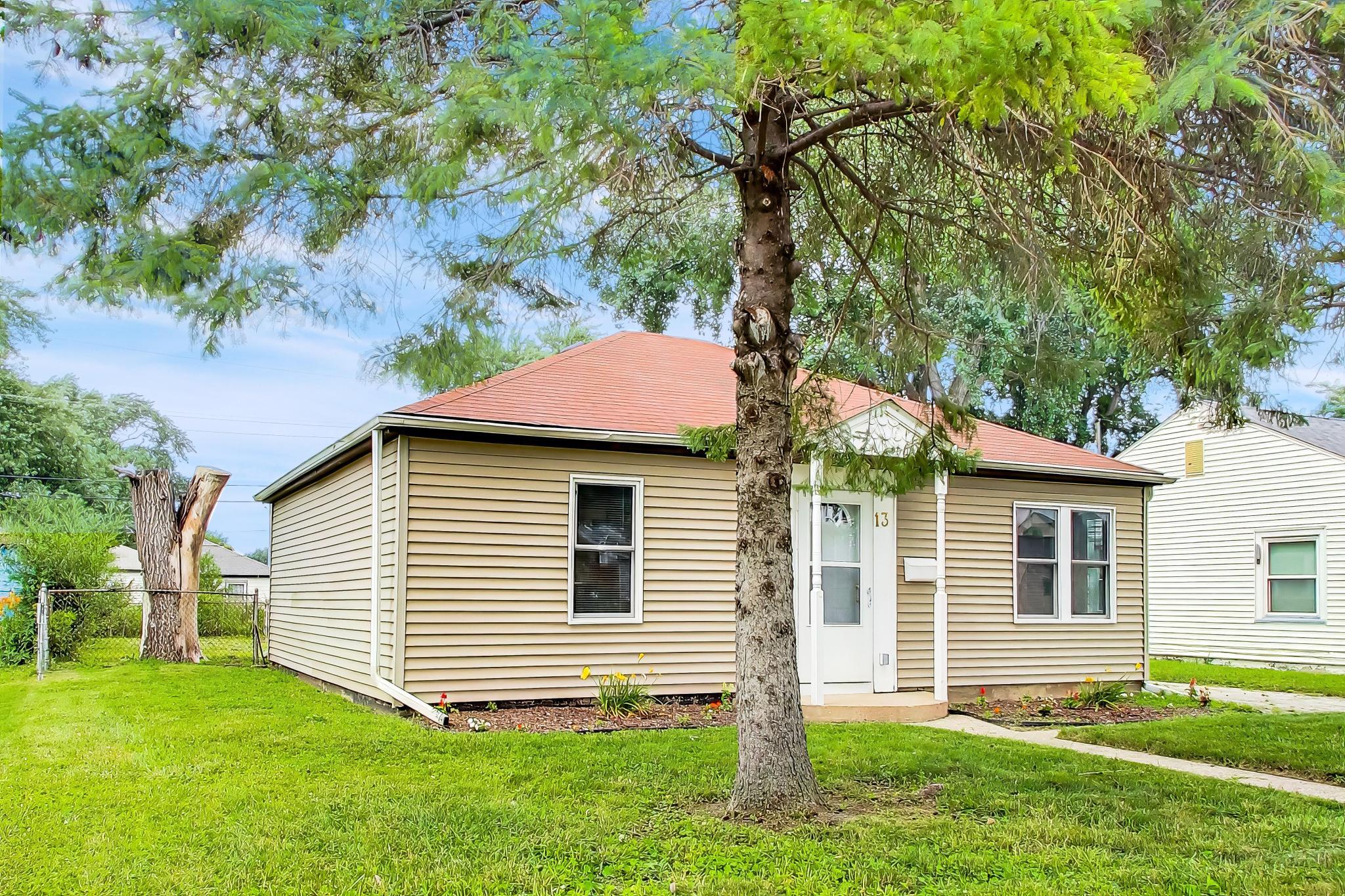 3rd image of 2713 Ross St, Highland, IN 46322 | MLS# 842506