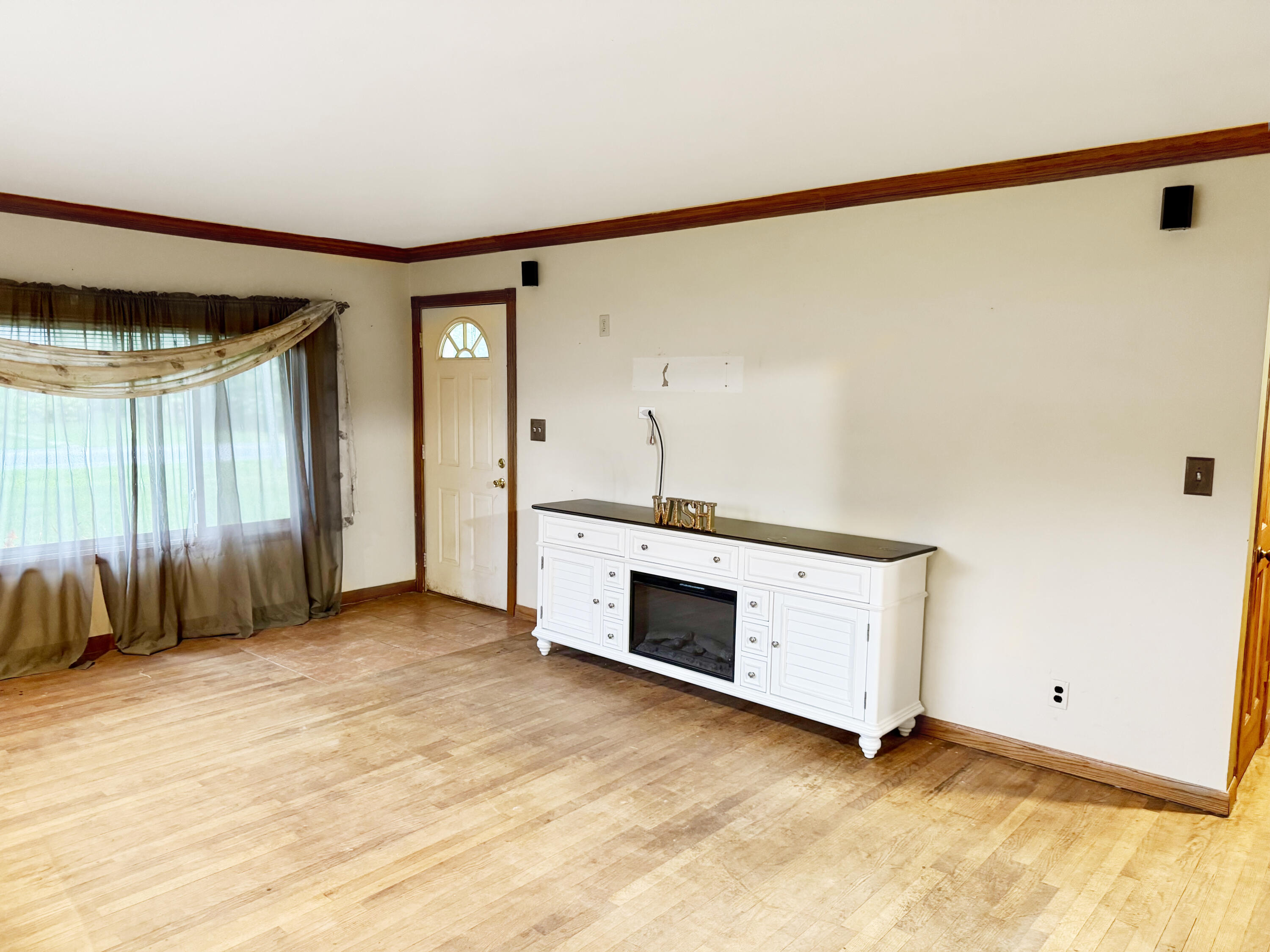 4th image of 3538 N Lake Park Ave, Hobart, IN 46342 | MLS# 843000