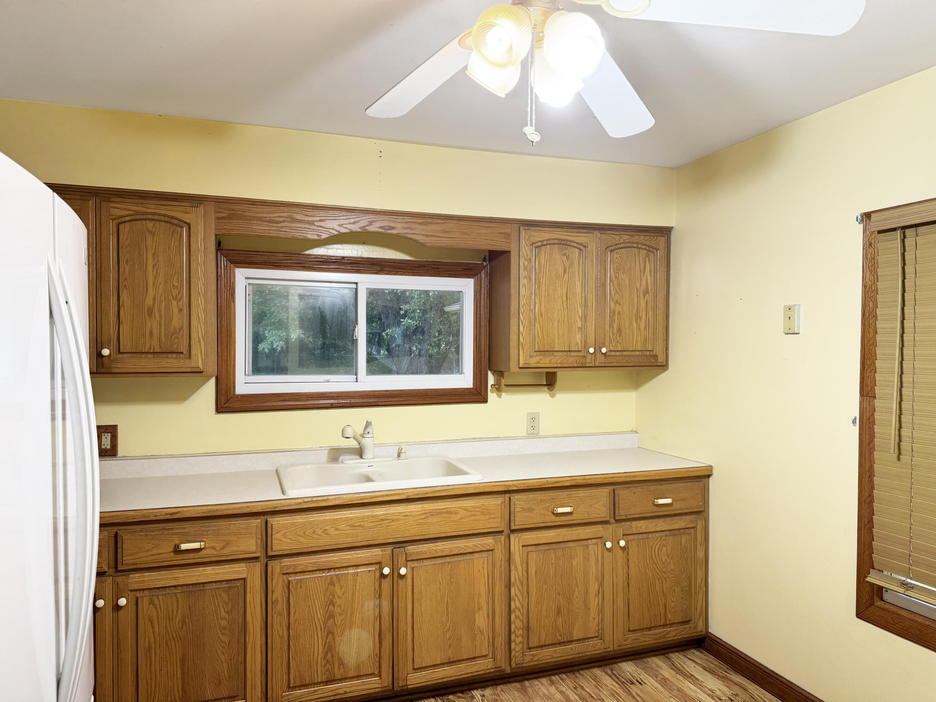 3rd image of 3538 N Lake Park Ave, Hobart, IN 46342 | MLS# 843000