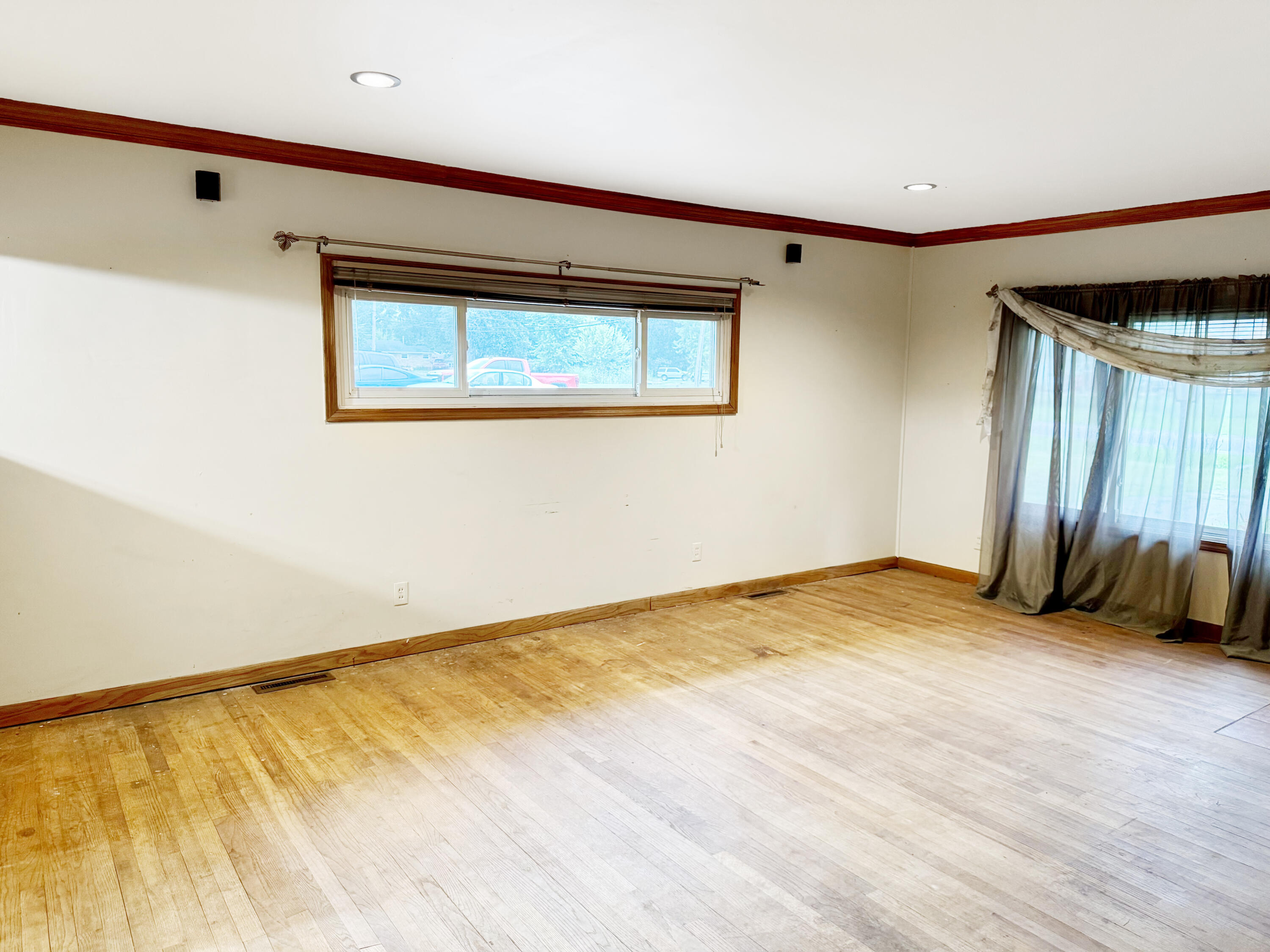 5th image of 3538 N Lake Park Ave, Hobart, IN 46342 | MLS# 843000