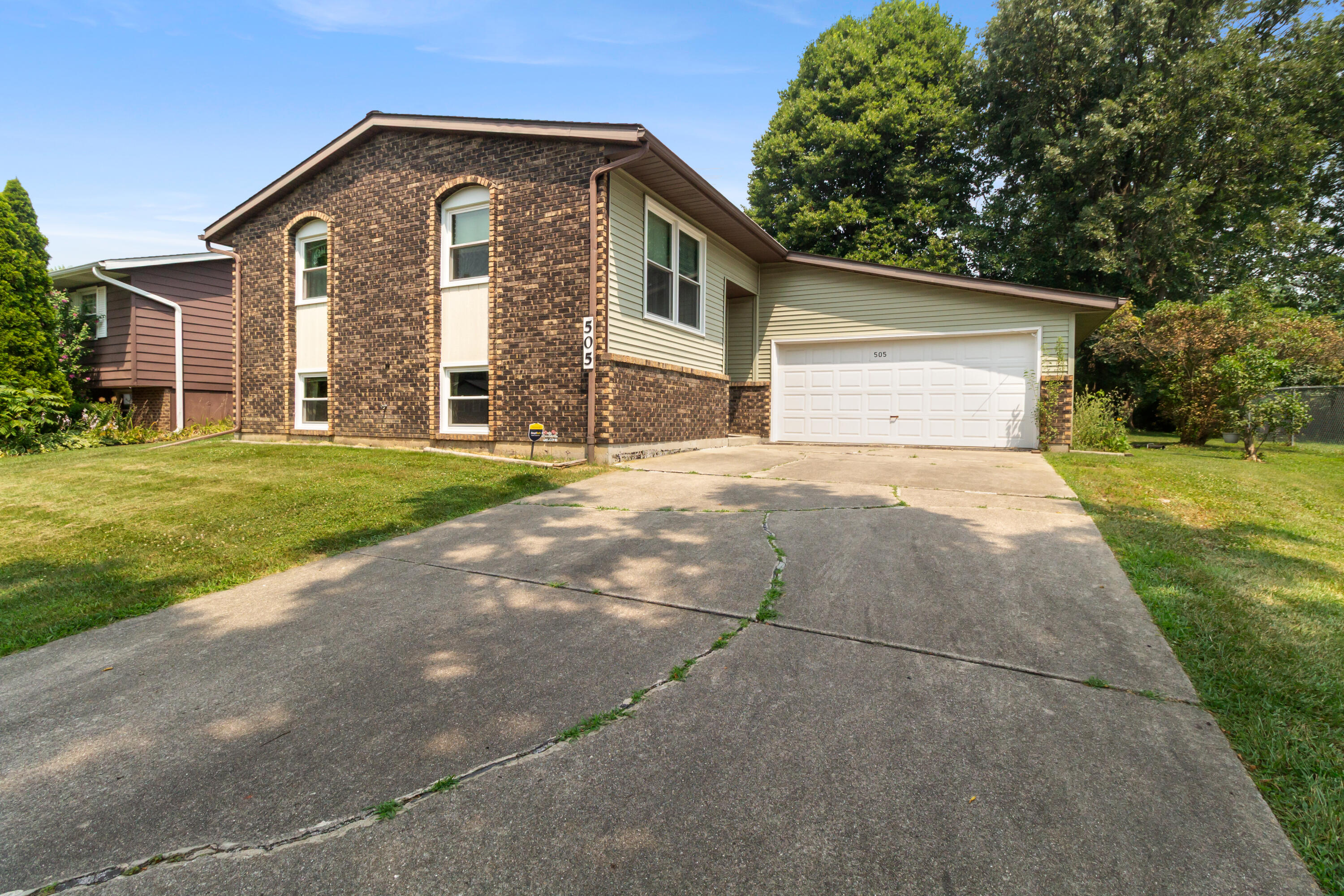 Homes for sale in Hebron, IN | 505 W South St, Hebron, IN 46341 | MLS# 842586