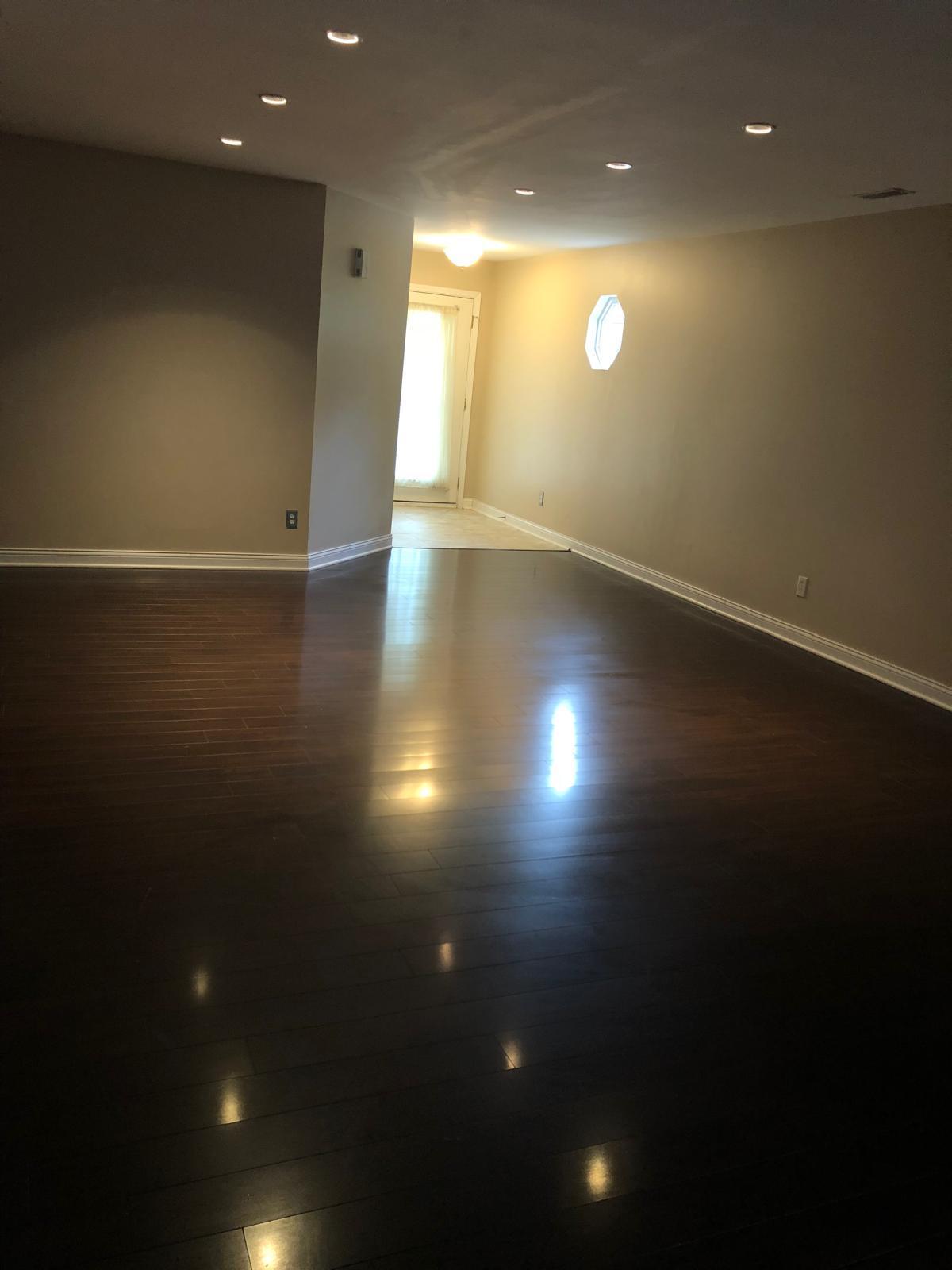 4th image of 911 Penny Ct, Hobart, IN 46342 | MLS# 842523