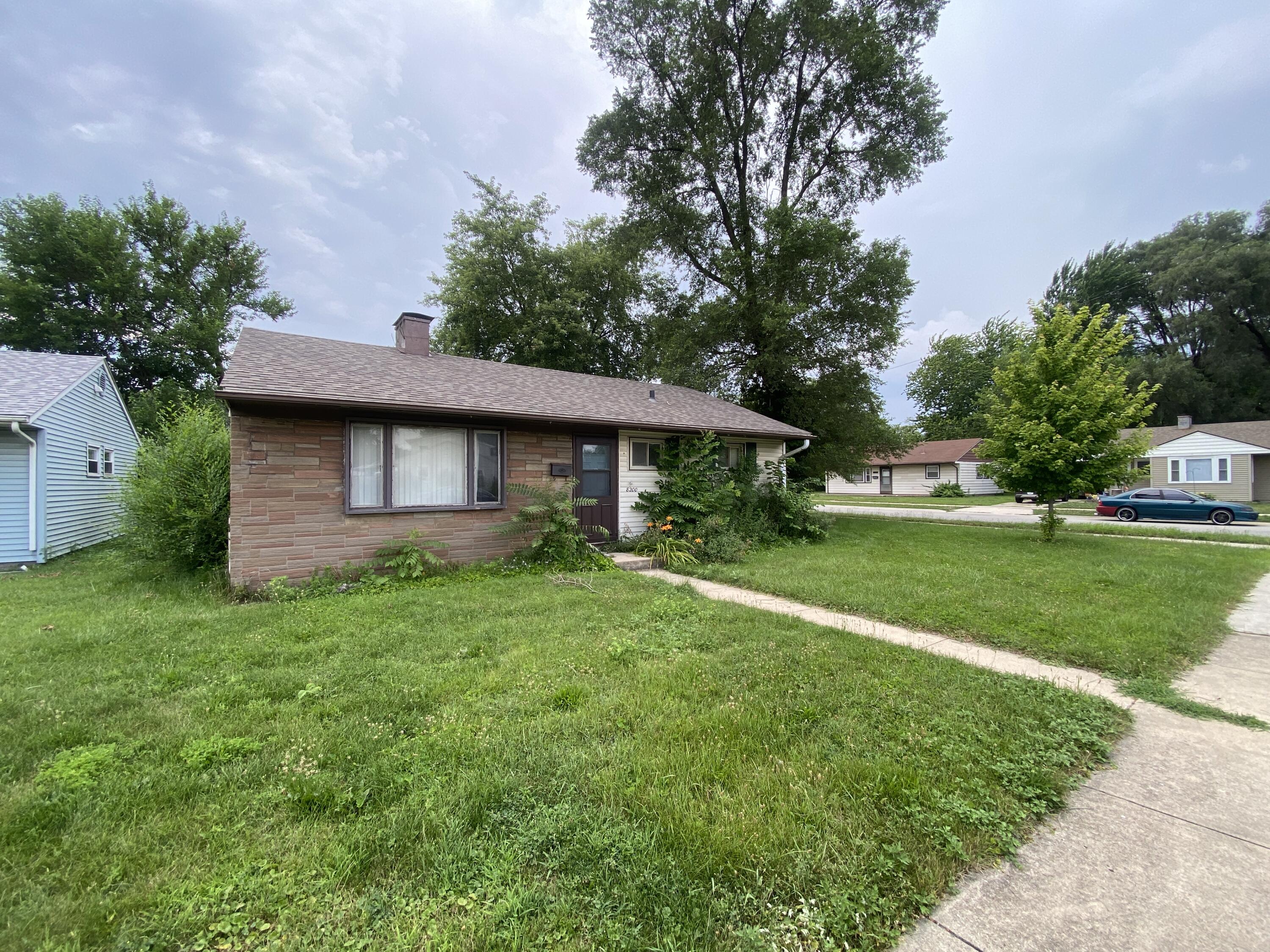 Homes for sale in Highland, IN | 8200 Rosewood Ct, Highland, IN 46322 | MLS# 842518