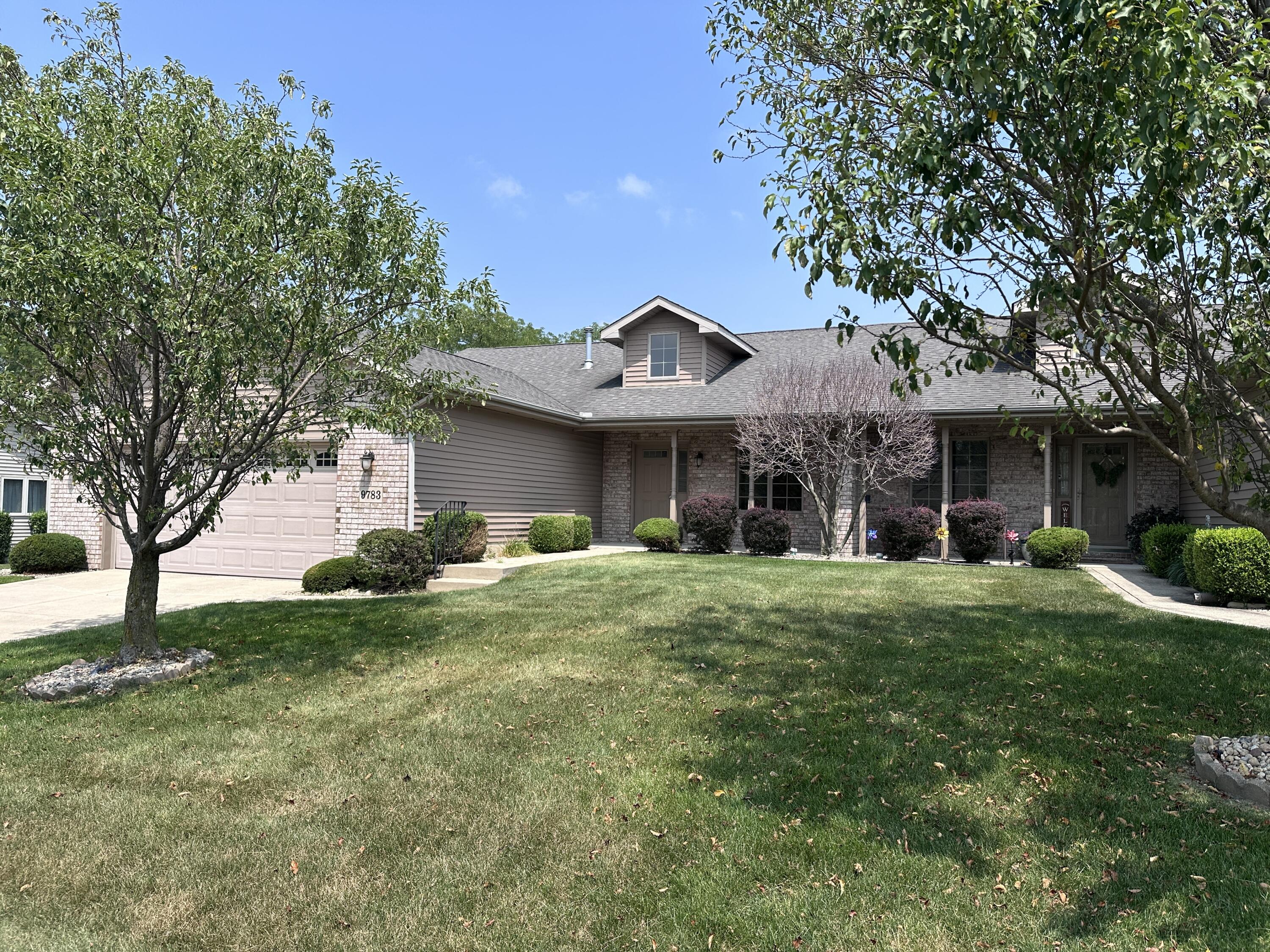 Homes for sale in St. John, IN | 9783 Hart St, St. John, IN 46373 | MLS# 842543