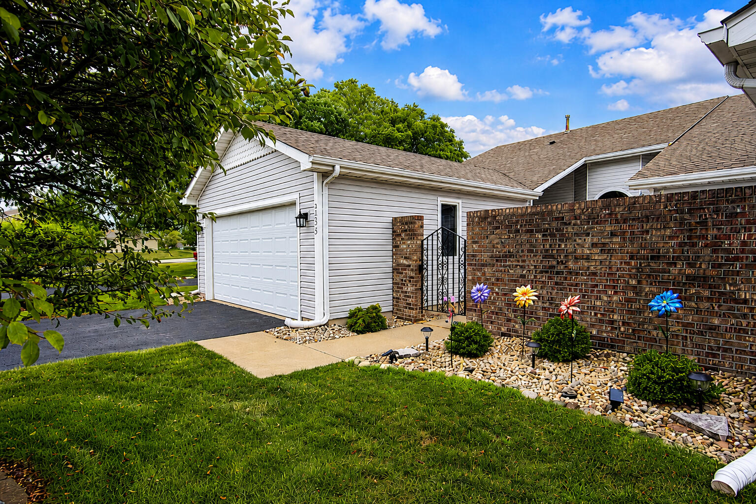 Homes for sale in Saint John, IN | 9935 Hunters Run, Saint John, IN 46373 | MLS# 842601