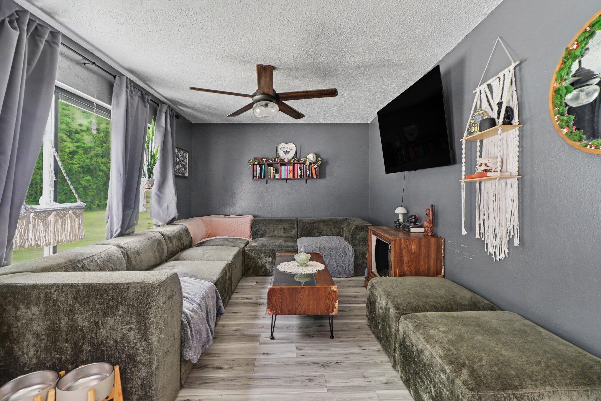 5th image of 12 Maxwell St, Hebron, IN 46341 | MLS# 842644