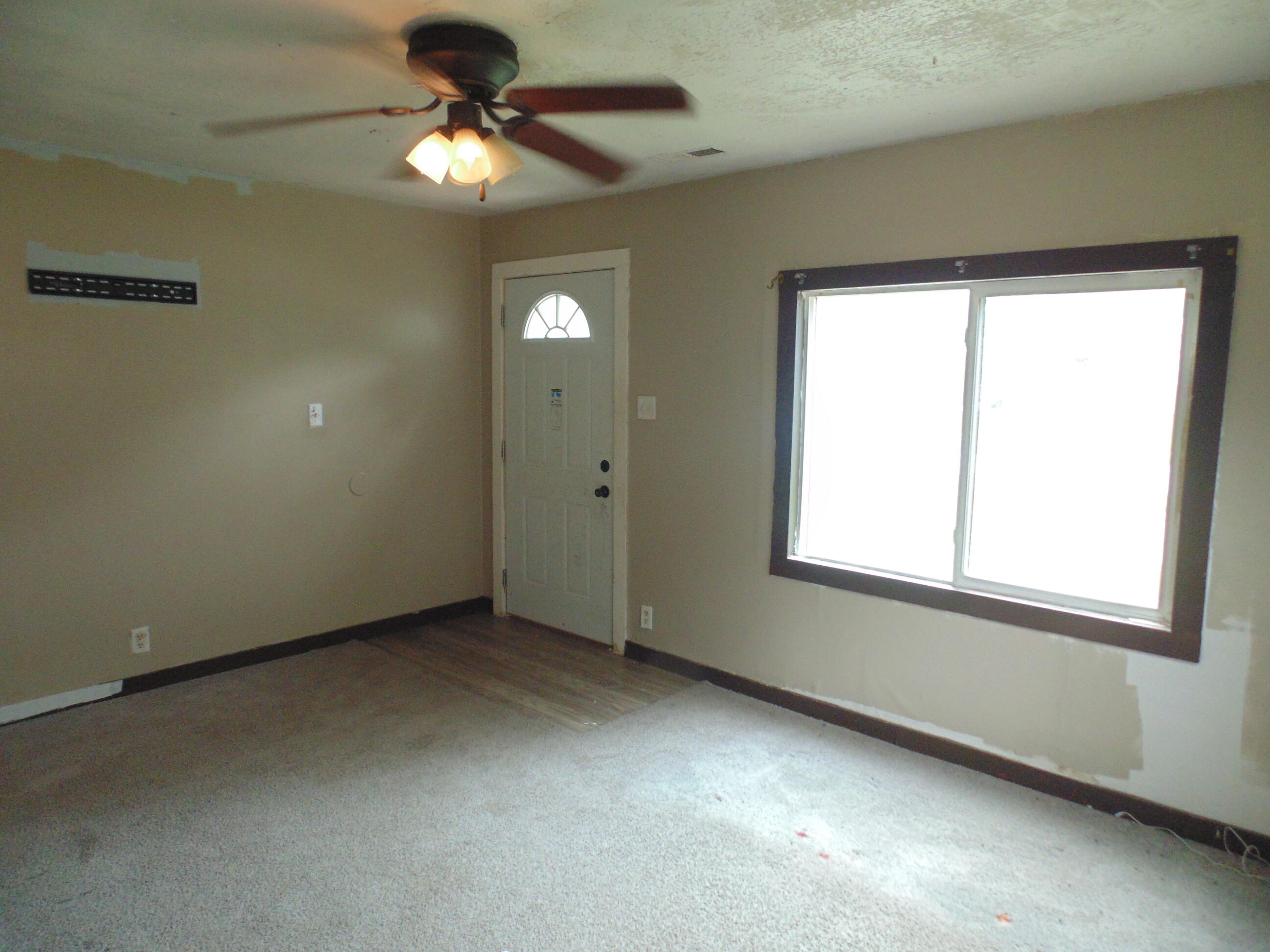 4th image of 3192 Pulaski St, Hobart, IN 46342 | MLS# 842678