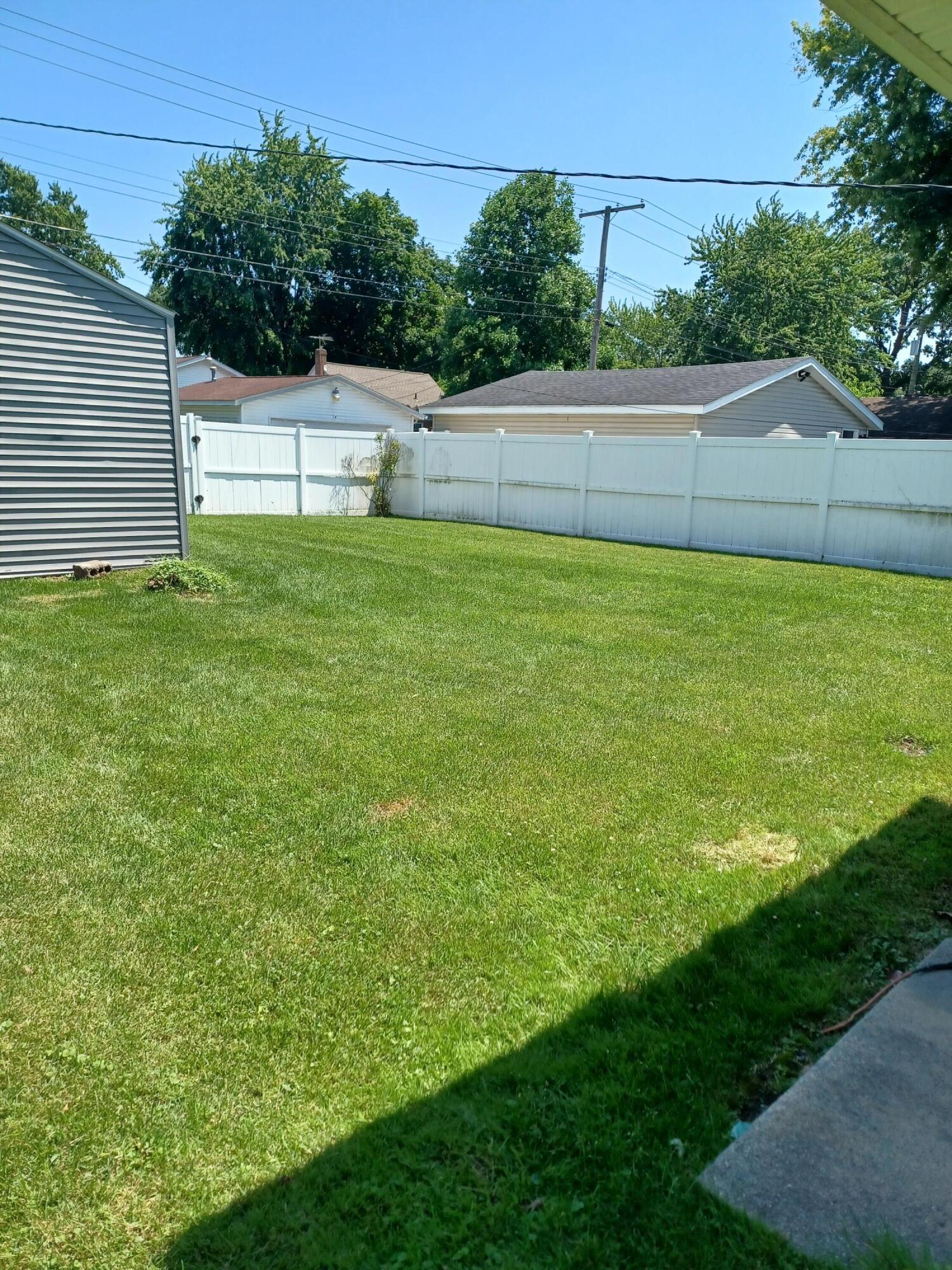 12th image of 329 N Virginia St, Hobart, IN 46342 | MLS# 842639