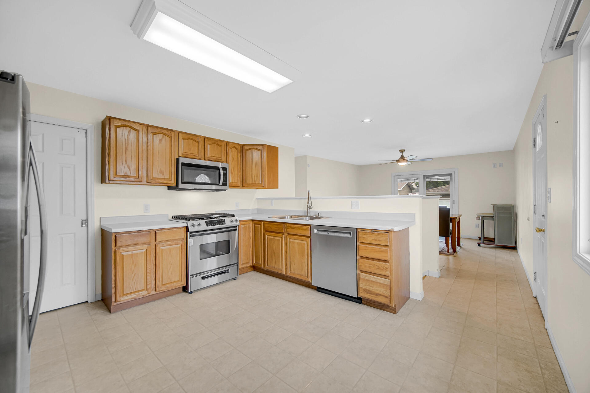 3rd image of 3613 41St Ln, Highland, IN 46322 | MLS# 842718