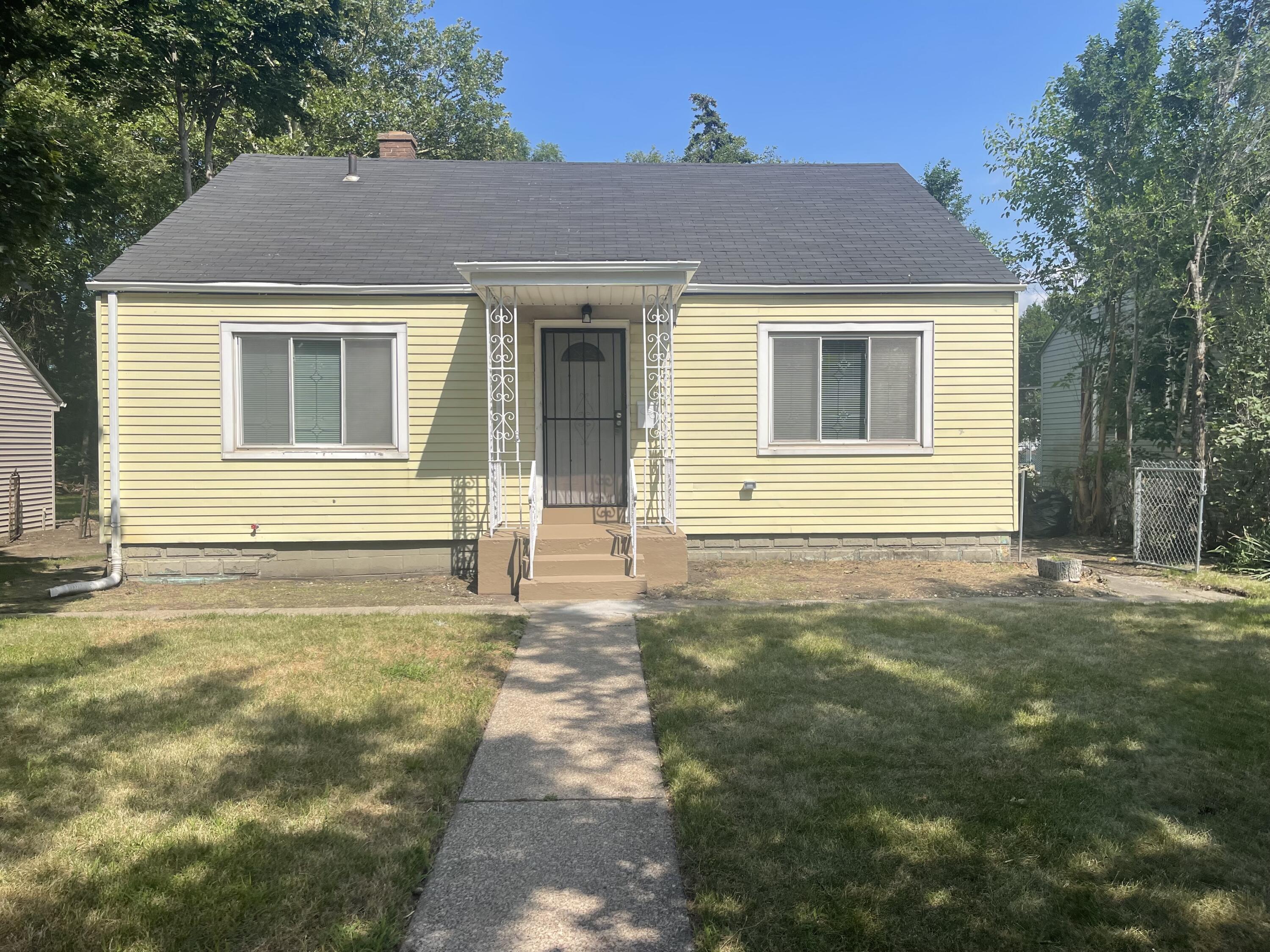 1st image of 153 Hovey St, Gary, IN 46406 | MLS# 842824