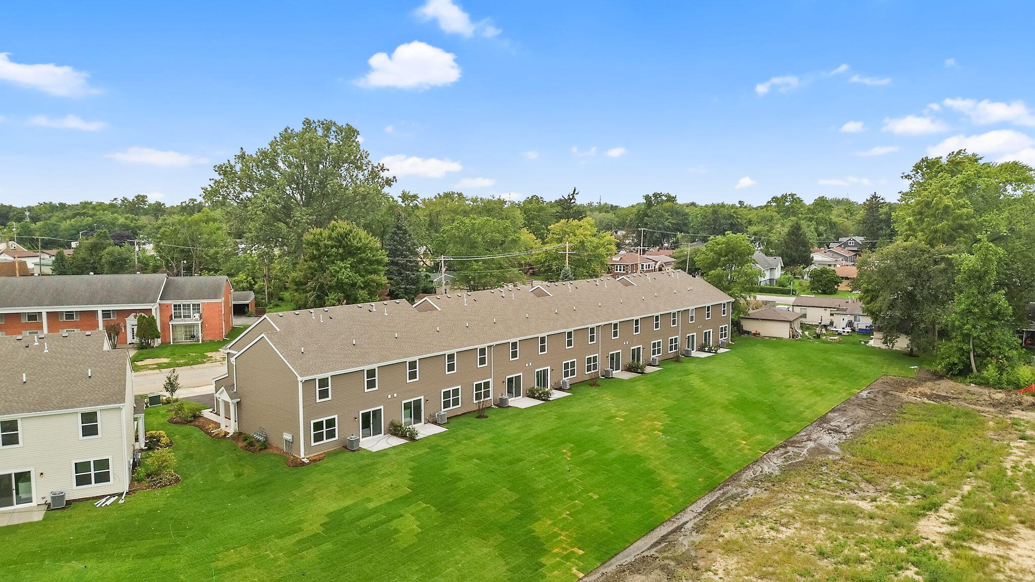 53rd image of 569 Cressmoor Blvd, Hobart, IN 46342 | MLS# 842777