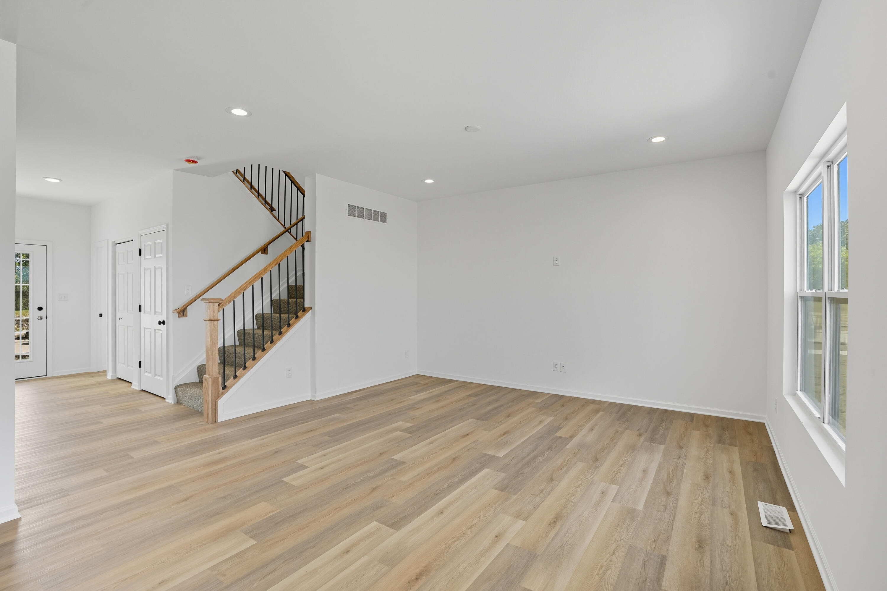 3rd image of 18849 Sapphire St, Lowell, IN 46356 | MLS# 842793