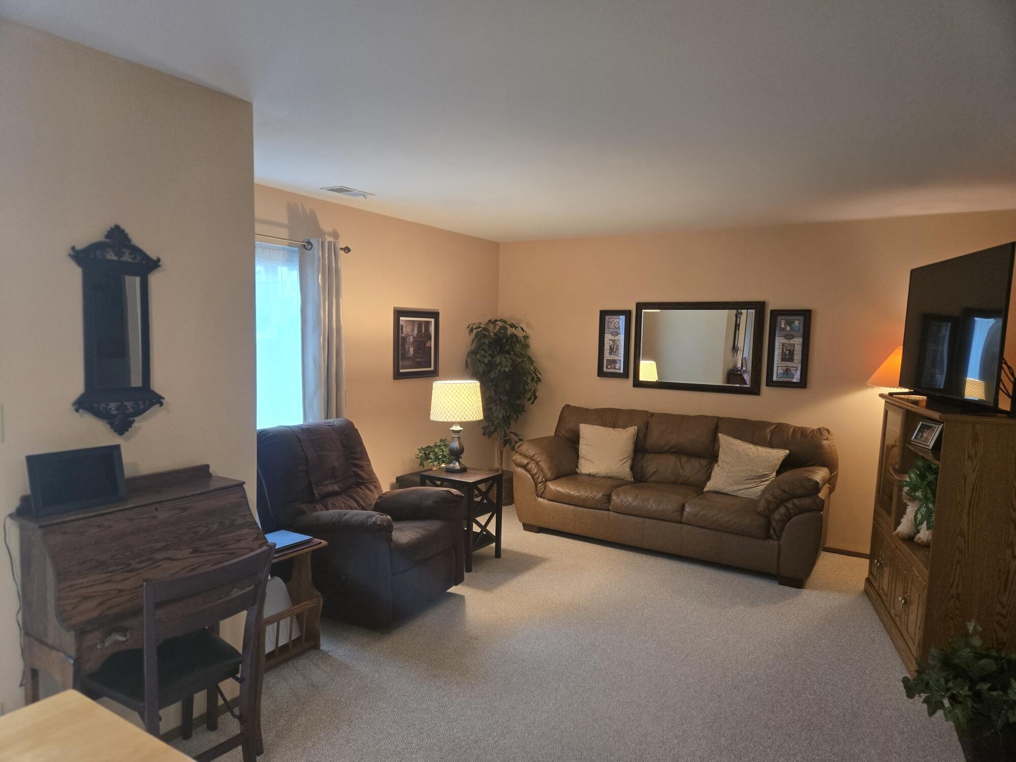 Homes for sale in Crown Point, IN | 332 Summit Park Ct S, Crown Point, IN 46307 | MLS# 842860
