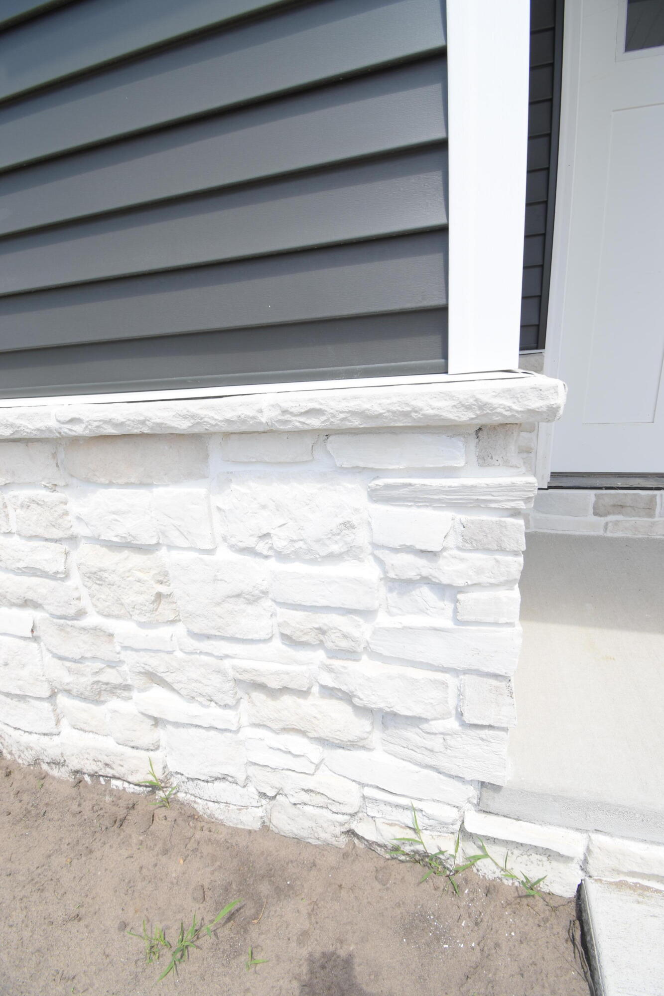 2nd image of 11999 Lilac St, De Motte, IN 46310 | MLS# 842884