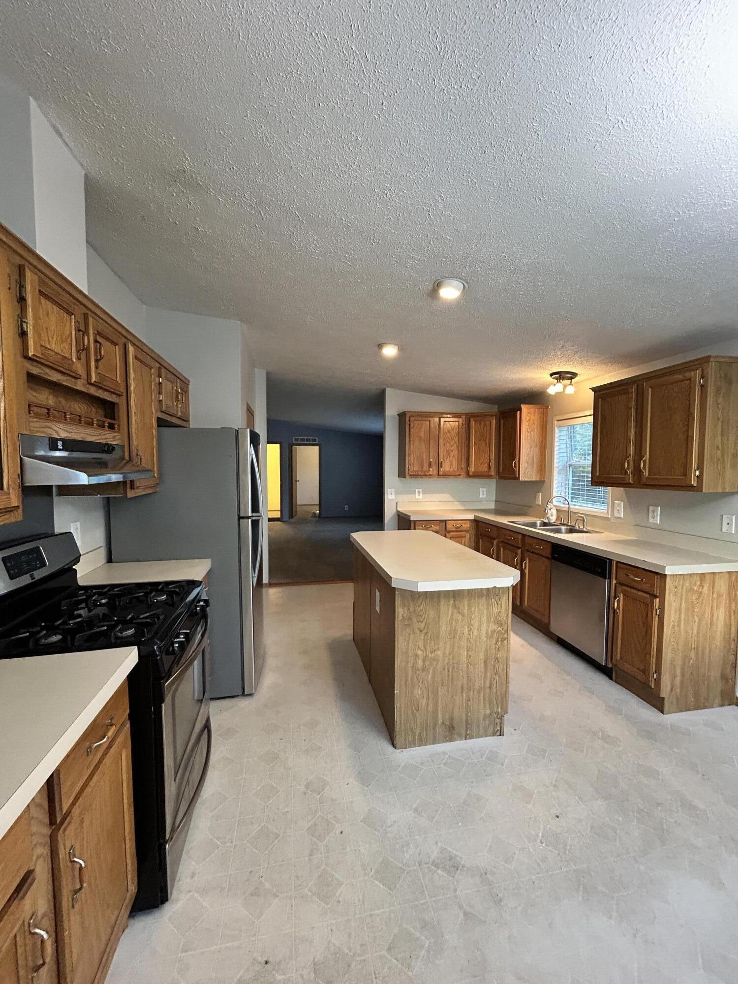 3rd image of 513 Center St, Valparaiso, IN 46385 | MLS# 843591
