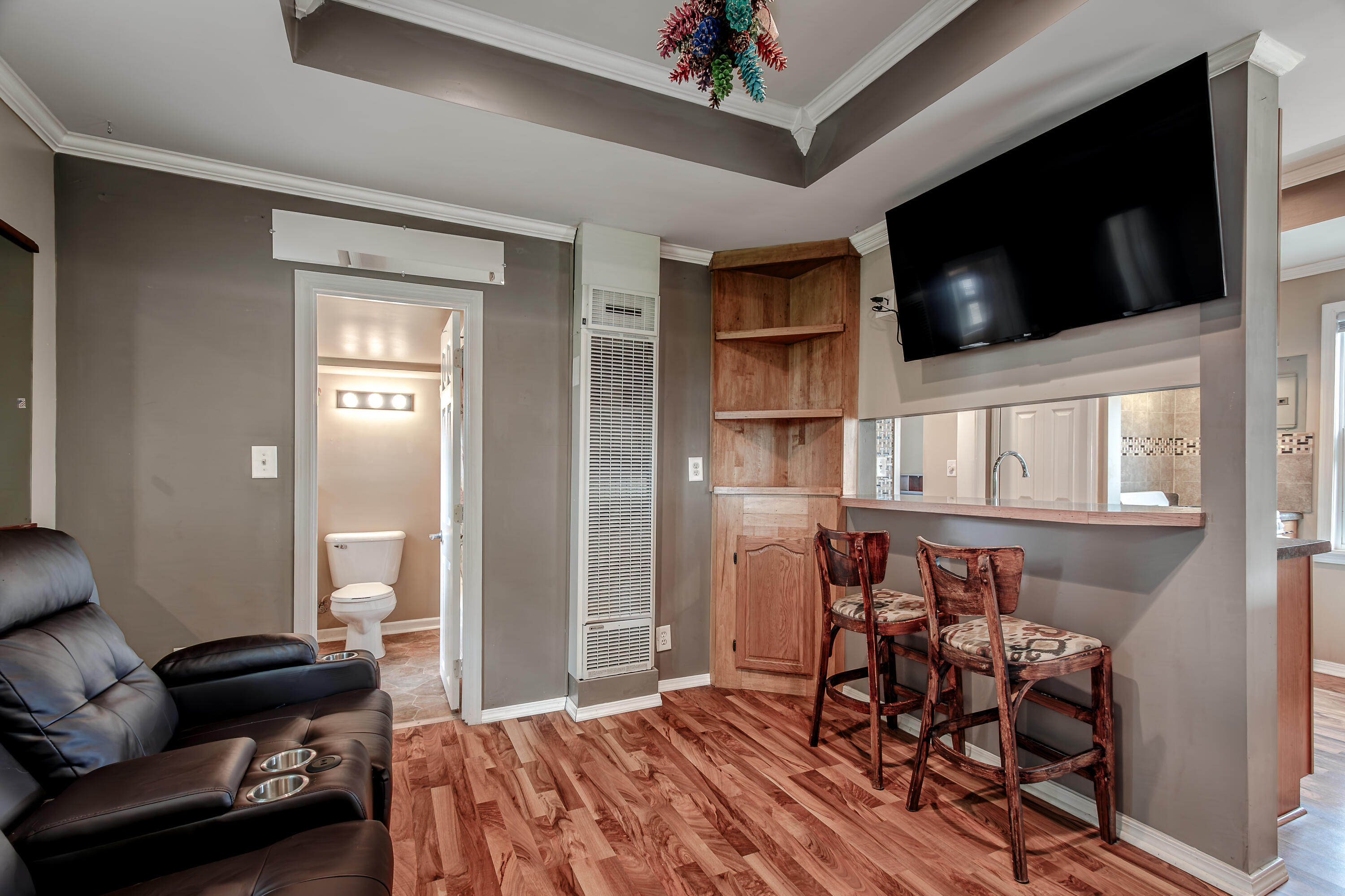 4th image of 240 N Washington St, Hobart, IN 46342 | MLS# 843007