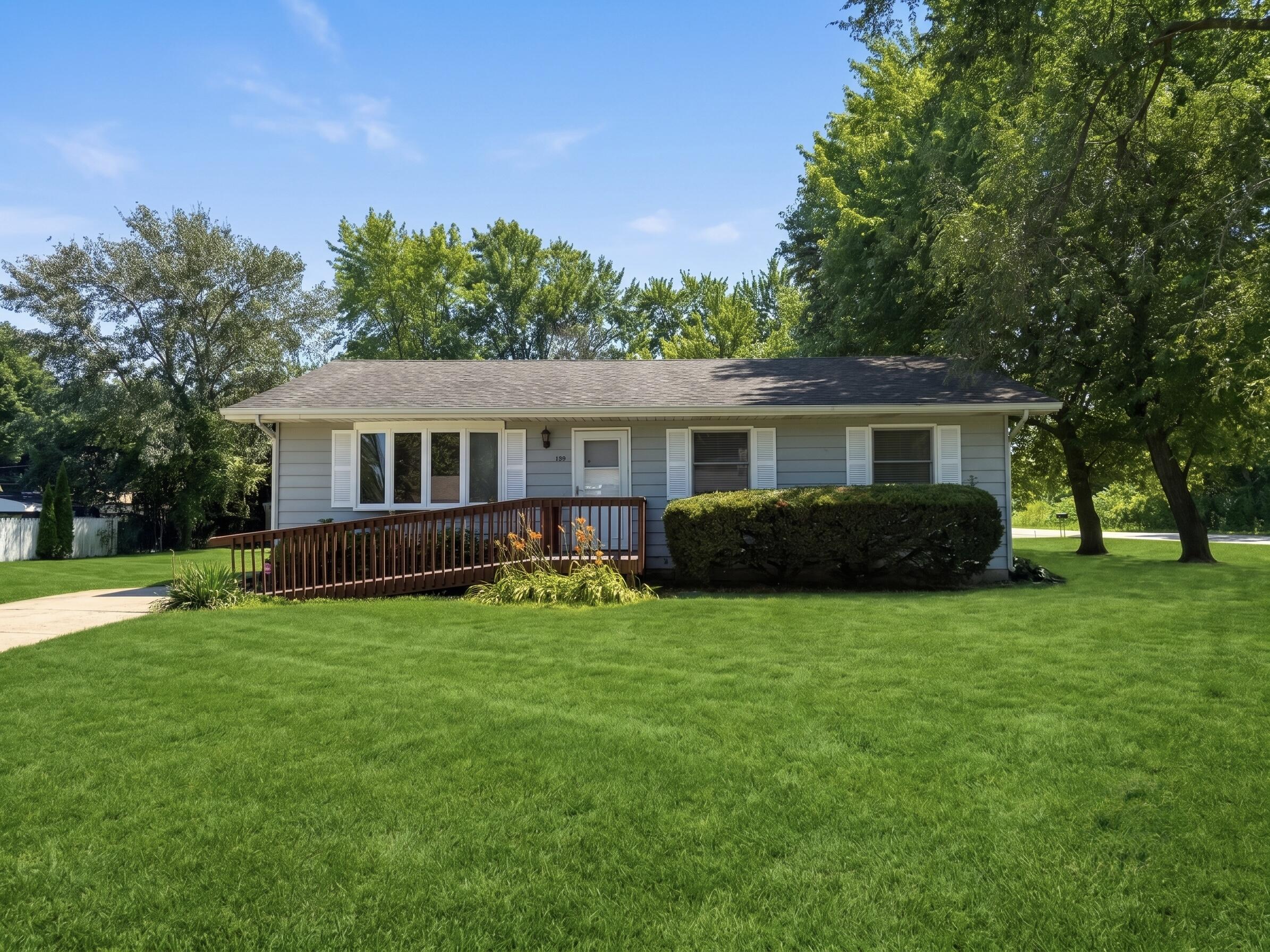1st image of 1301 E 34th Ave, Hobart, IN 46342 | MLS# 843151
