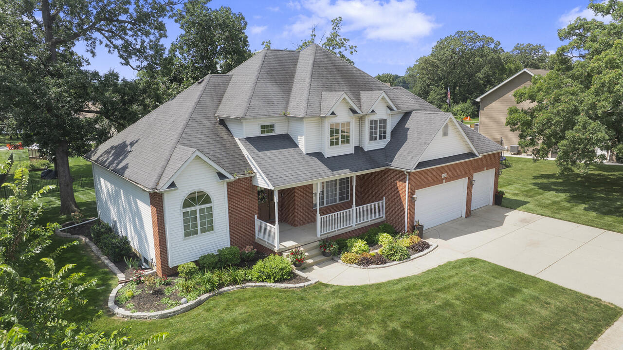1st image of 7129 Boardwalk Cir, Crown Point, IN 46307 | MLS# 843669