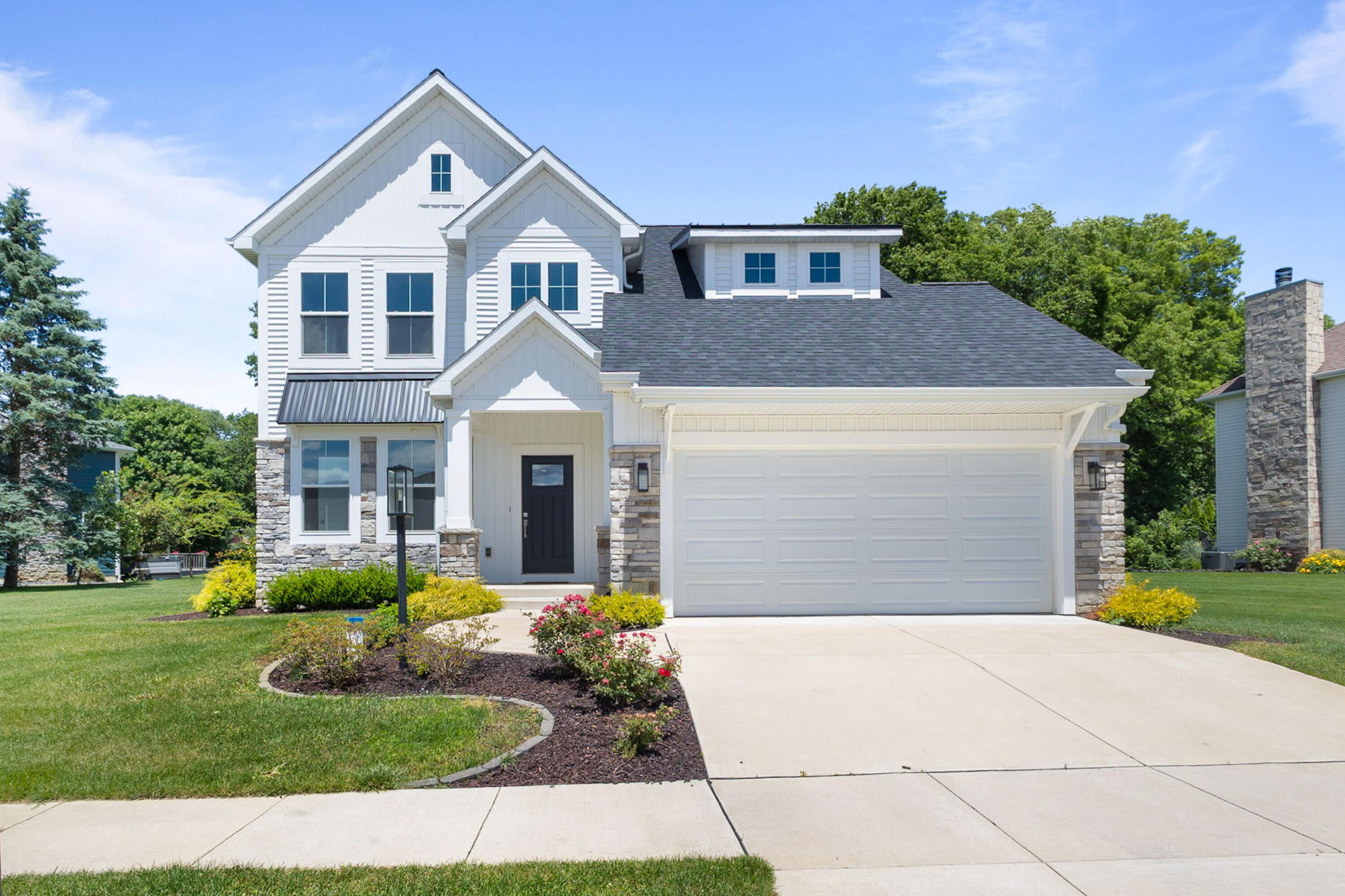 1st image of 32811 Nature View Dr, New Carlisle, IN 46552 | MLS# 843755
