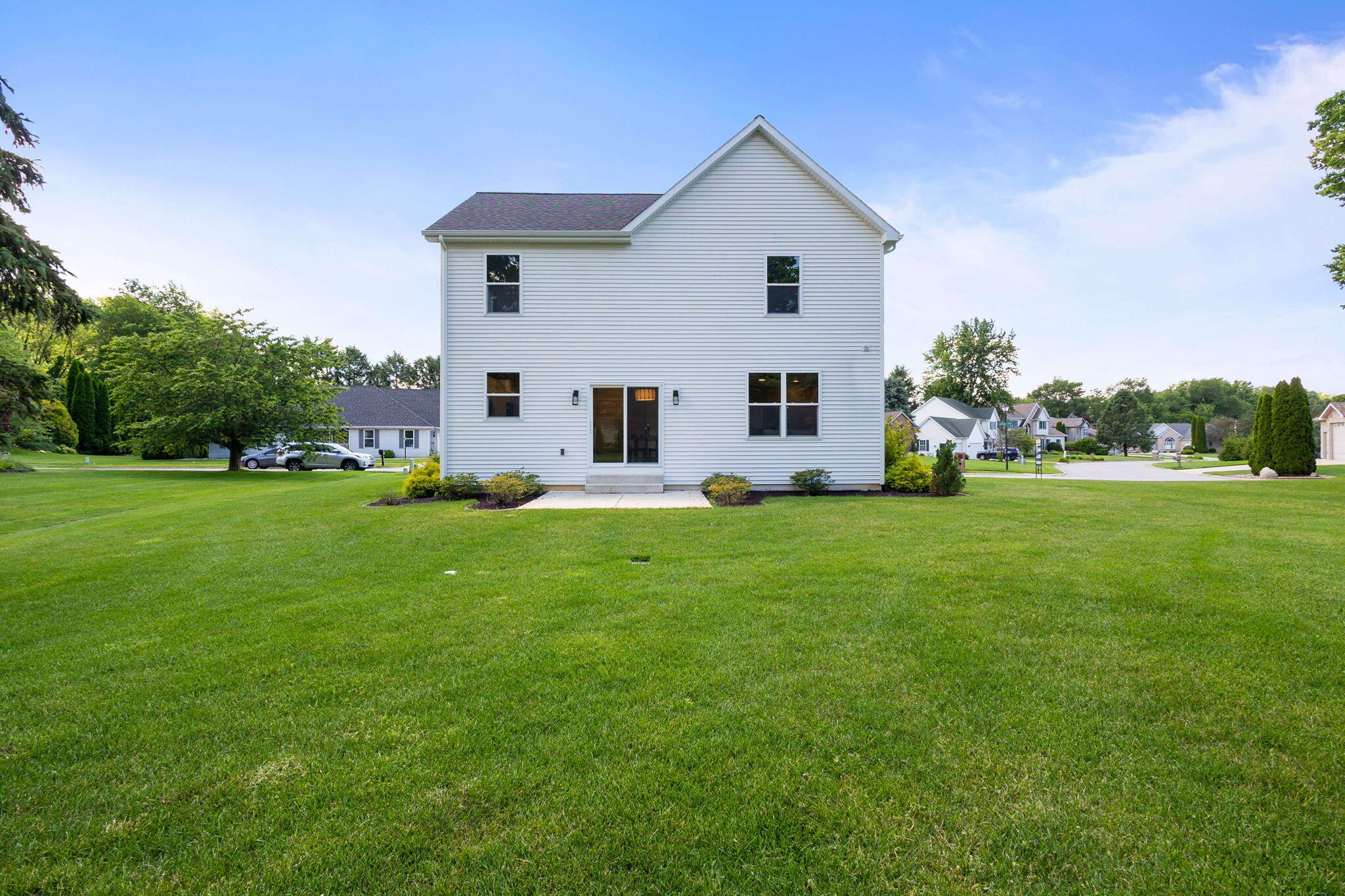 36th image of 32811 Nature View Dr, New Carlisle, IN 46552 | MLS# 843755