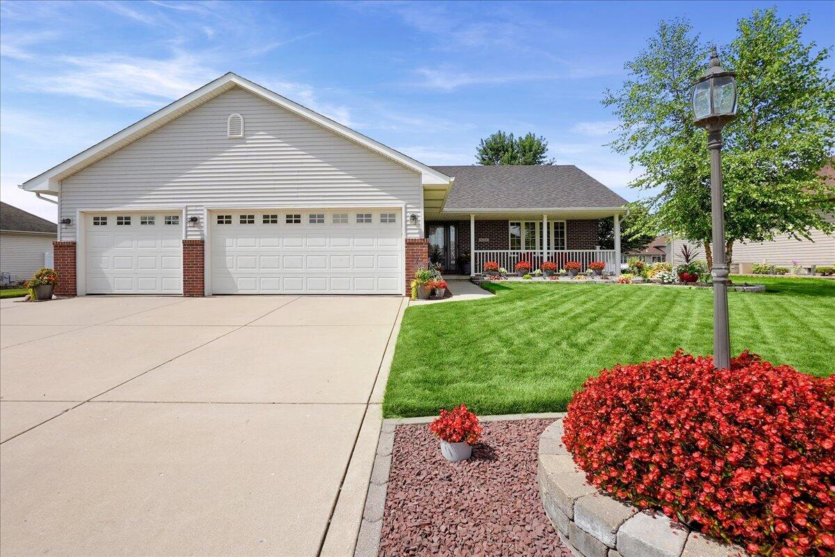 1st image of 9204 Bryan Ln, Crown Point, IN 46307 | MLS# 843496