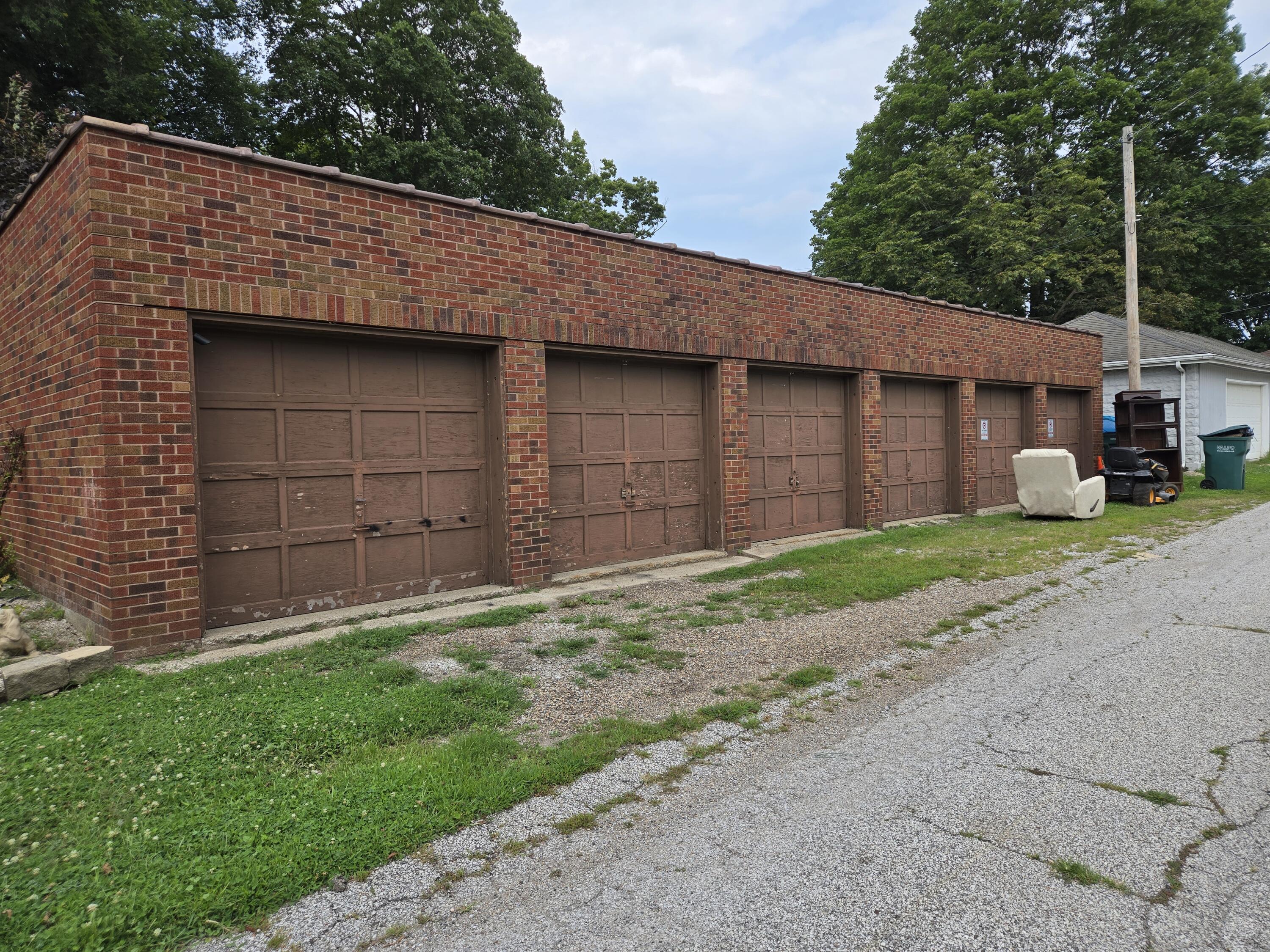 4th image of 259 W Jefferson St, Valparaiso, IN 46383 | MLS# 843463