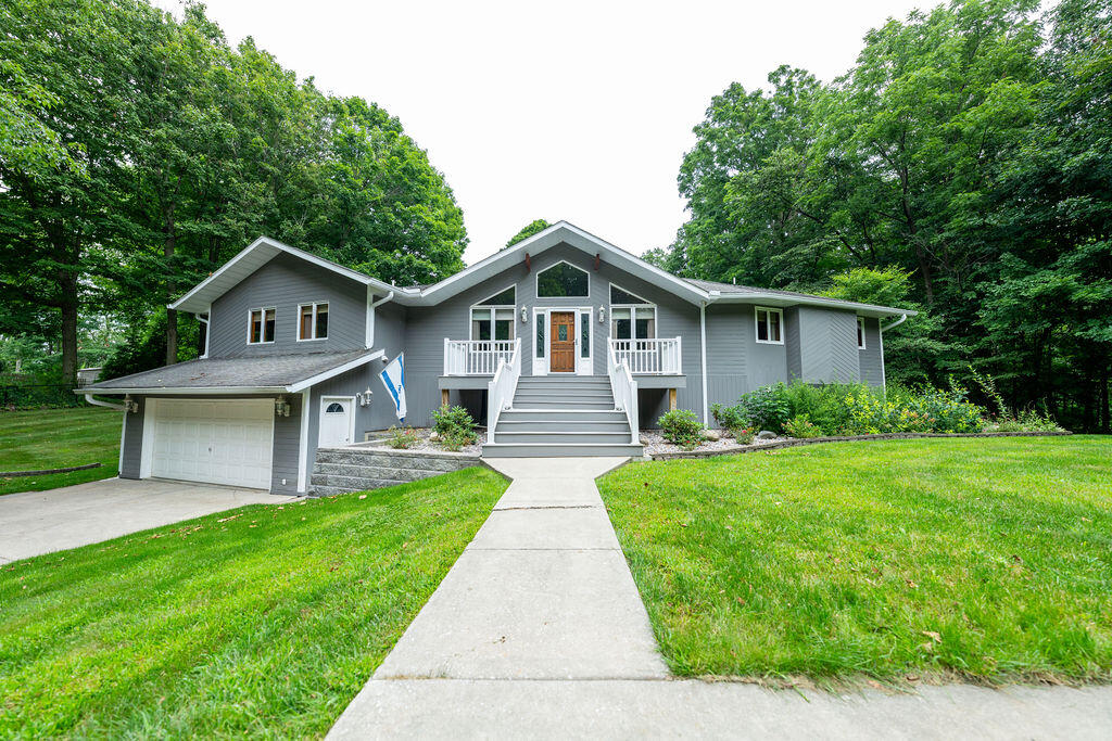 1st image of 471 E 830 N, Valparaiso, IN 46383 | MLS# 843691