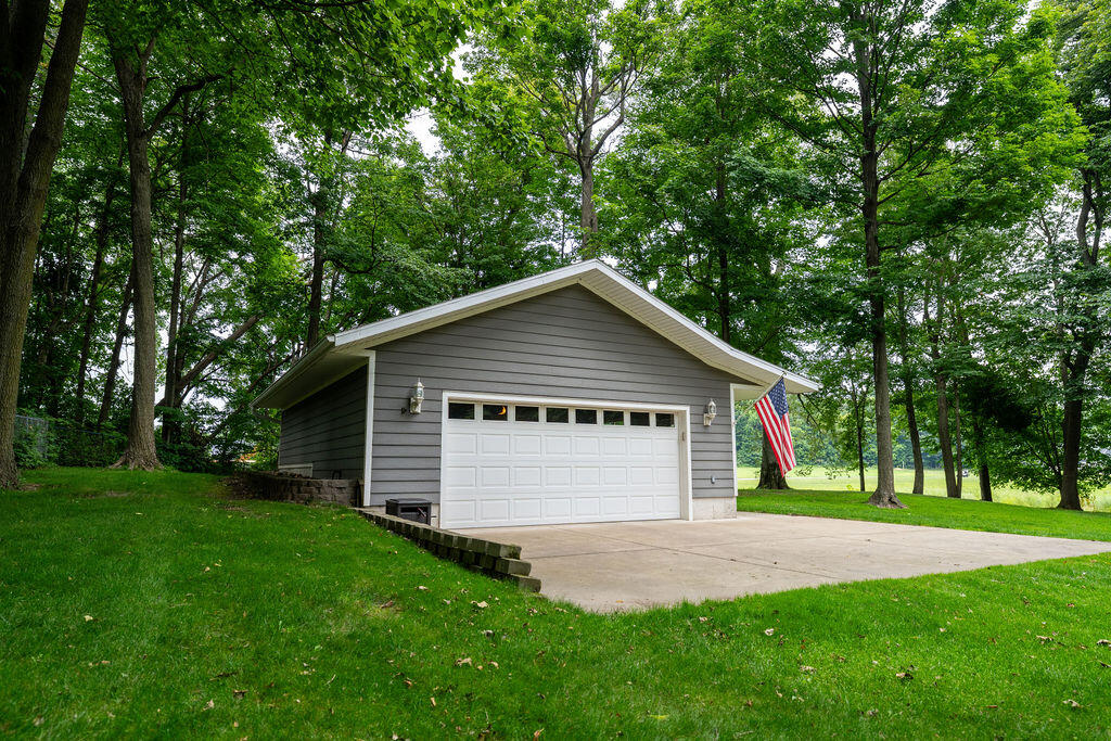 4th image of 471 E 830 N, Valparaiso, IN 46383 | MLS# 843691