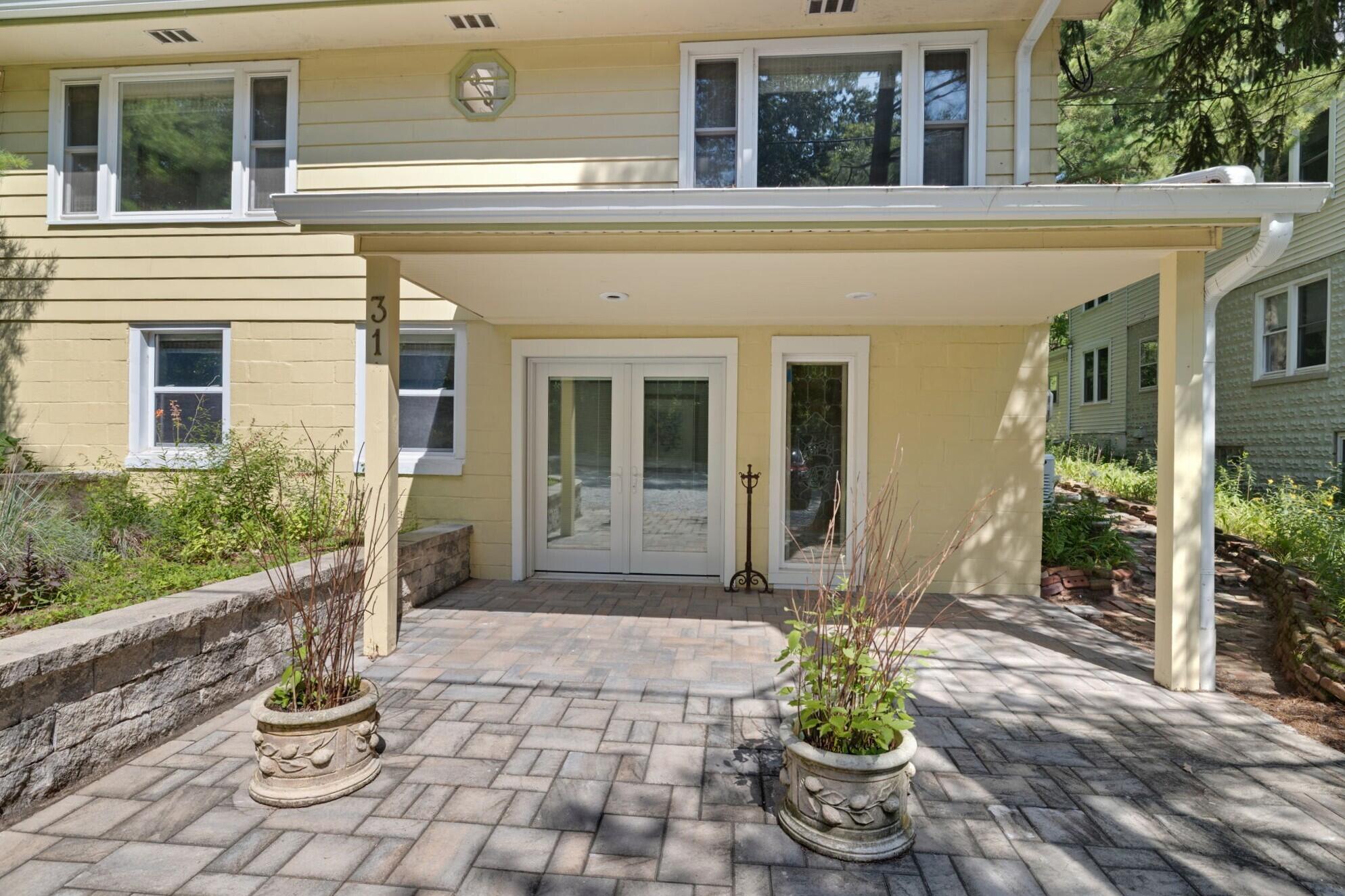 2nd image of 31 S Lake Shore County Rd, Beverly Shores, IN 46301 | MLS# 843500