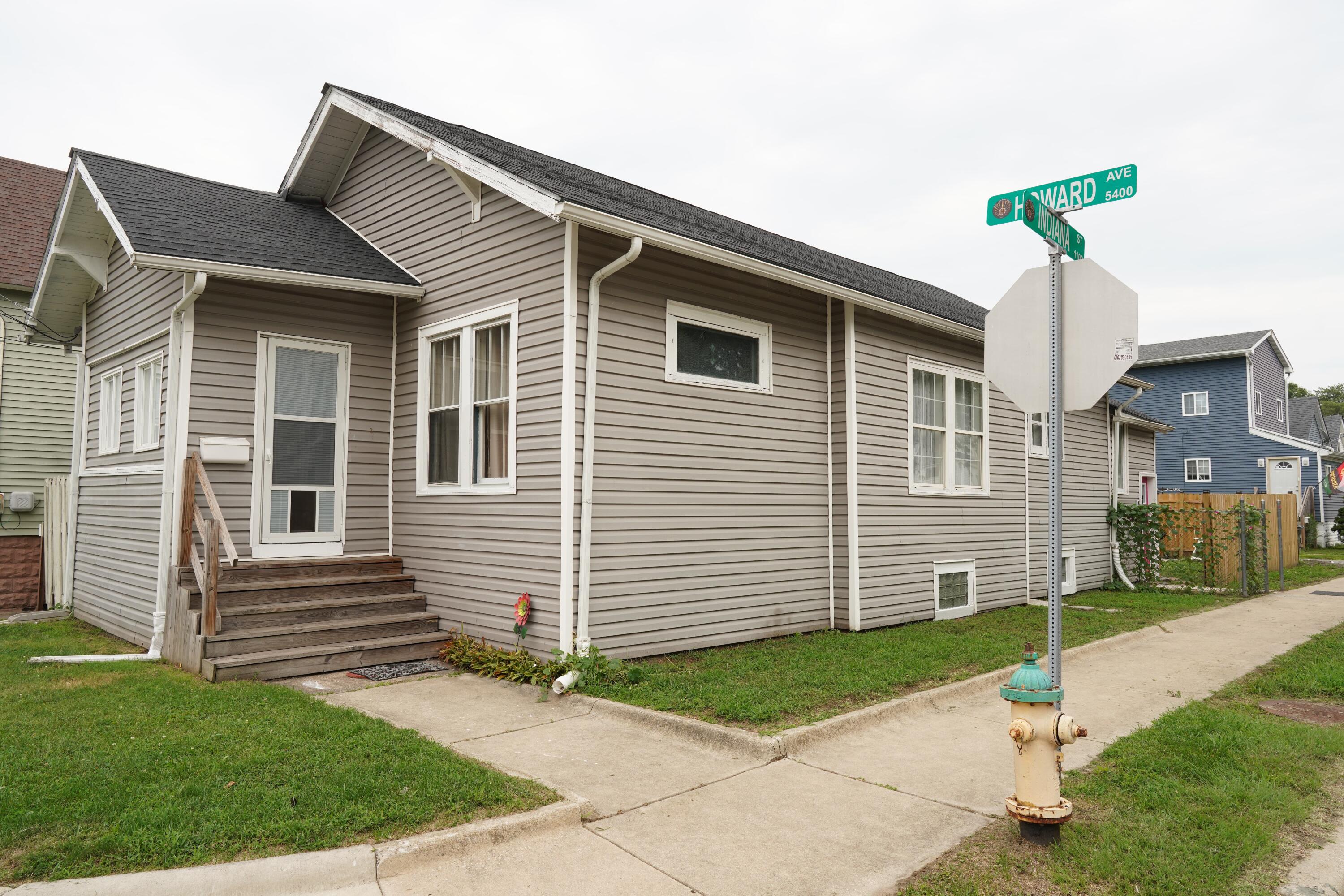 2nd image of 5409 Howard Ave, Hammond, IN 46320 | MLS# 843559