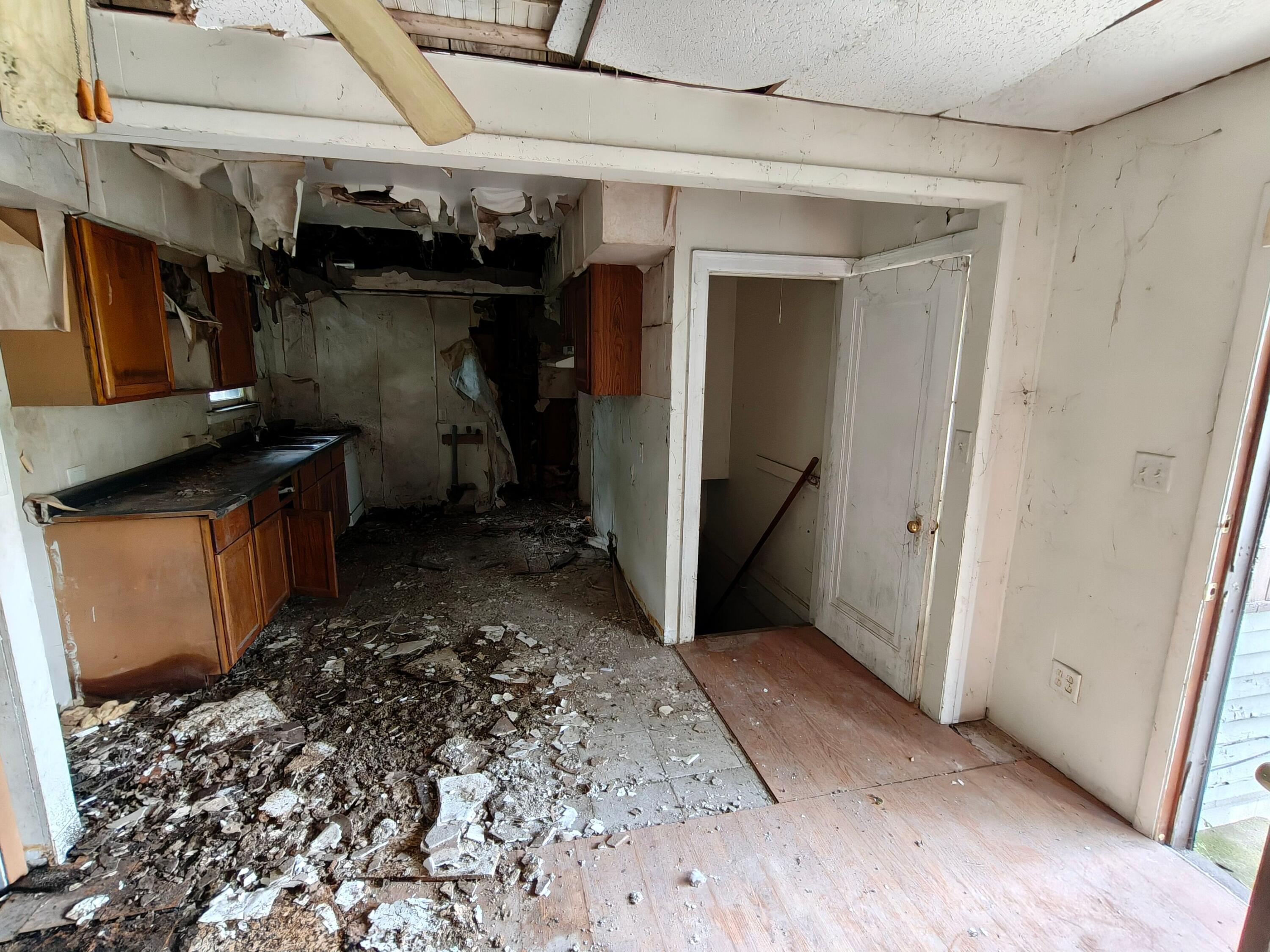 4th image of 5925 Forest Ave, Gary, IN 46403 | MLS# 843563