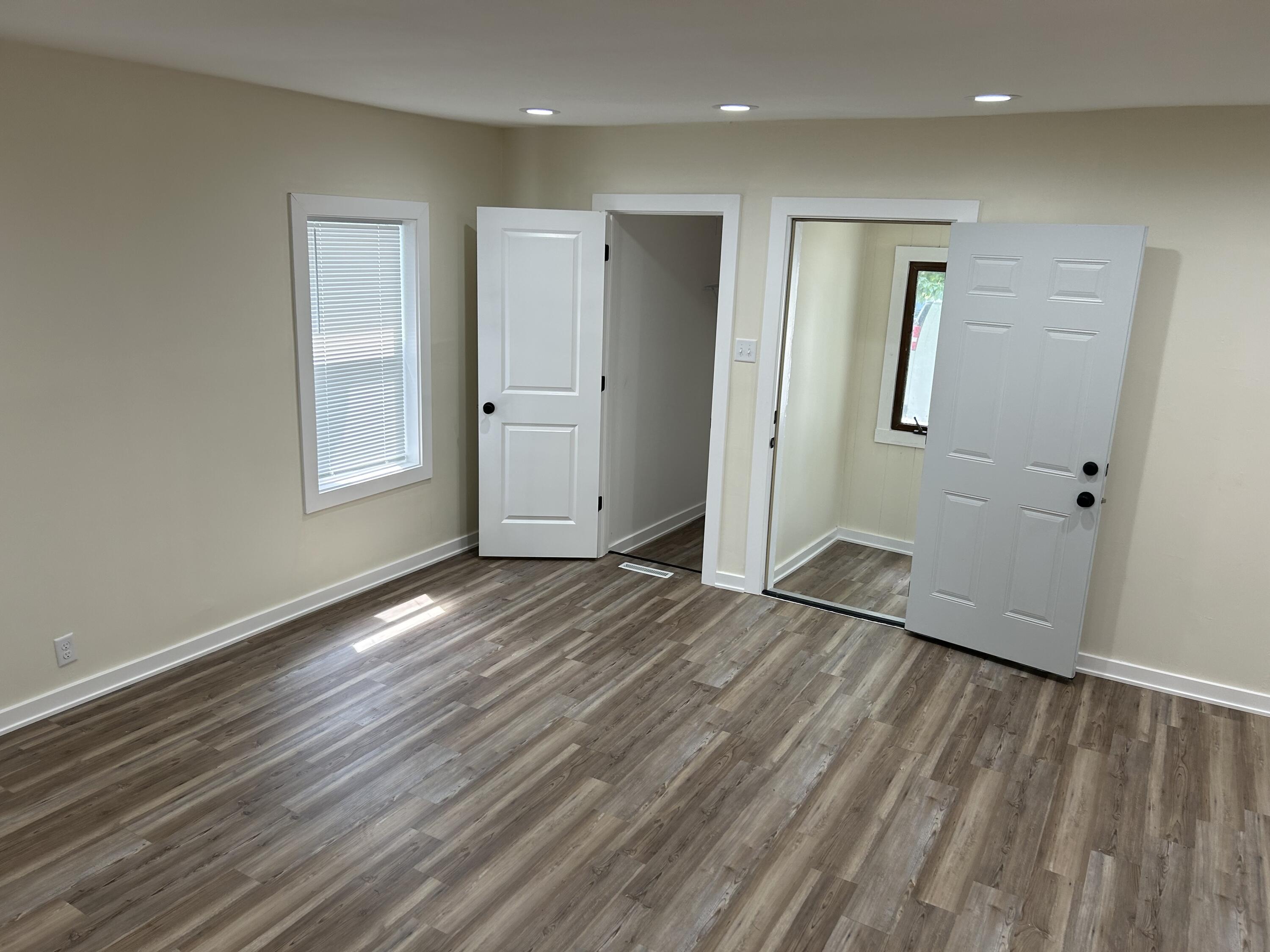 3rd image of 4333 Torrence Ave, Hammond, IN 46327 | MLS# 843579